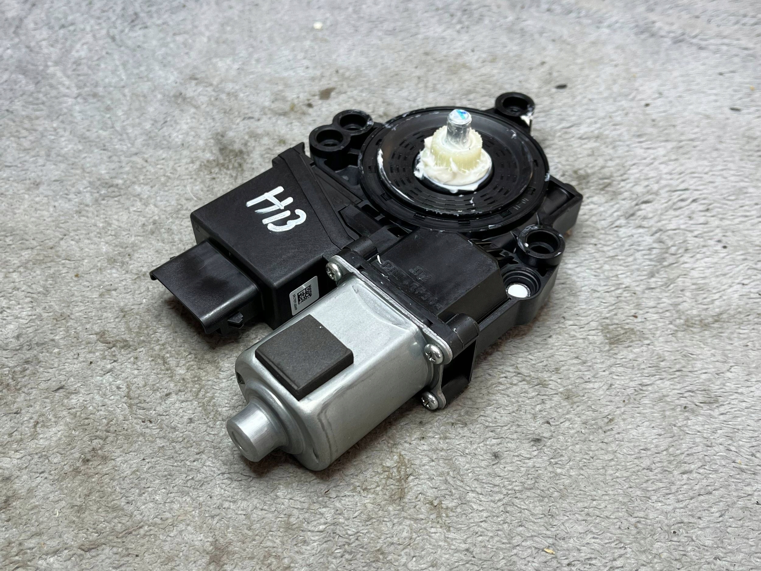 Micro moteur Vitres Arrière KIA Ceed 83460A2010