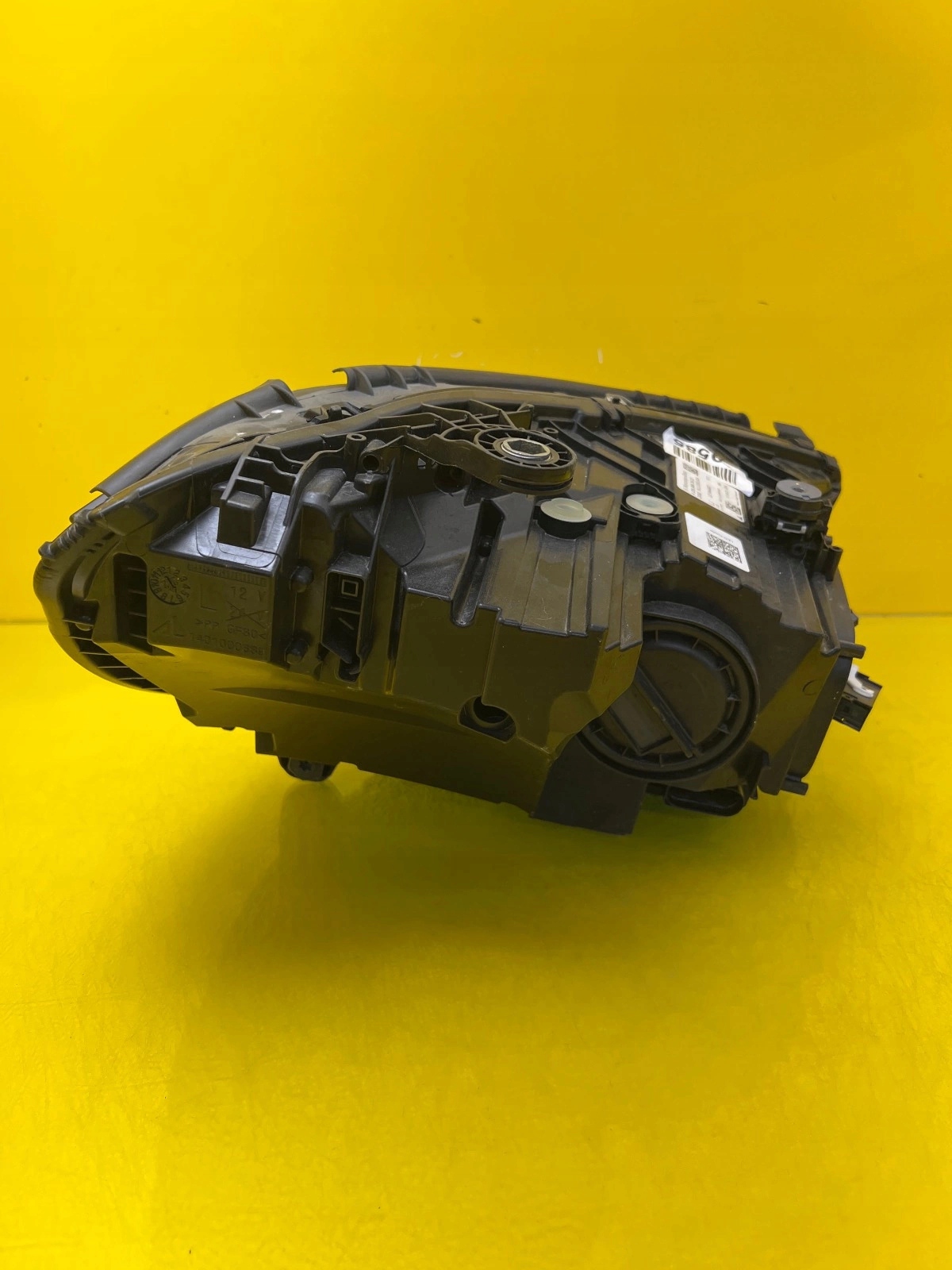 light left Mercedes C-Klasa W206 21- Full Led A2069063903