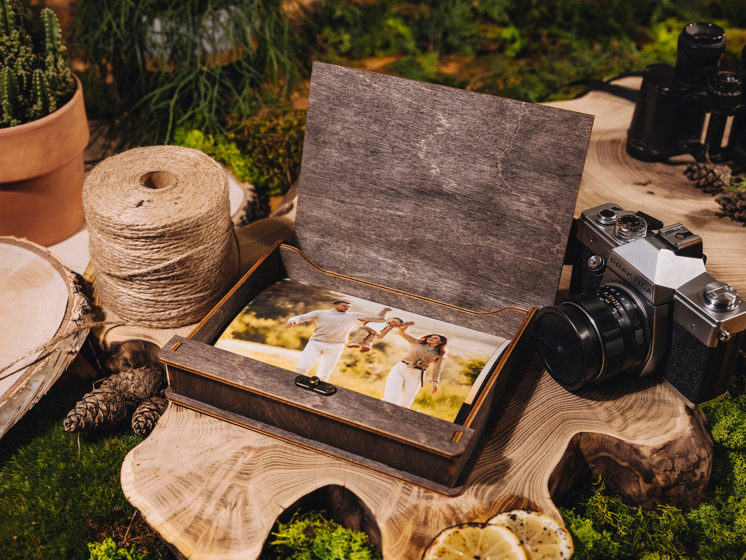 Pudełko na ZDJĘCIA odbitki 15x23 do180 szt olej Model dobrzewyciete