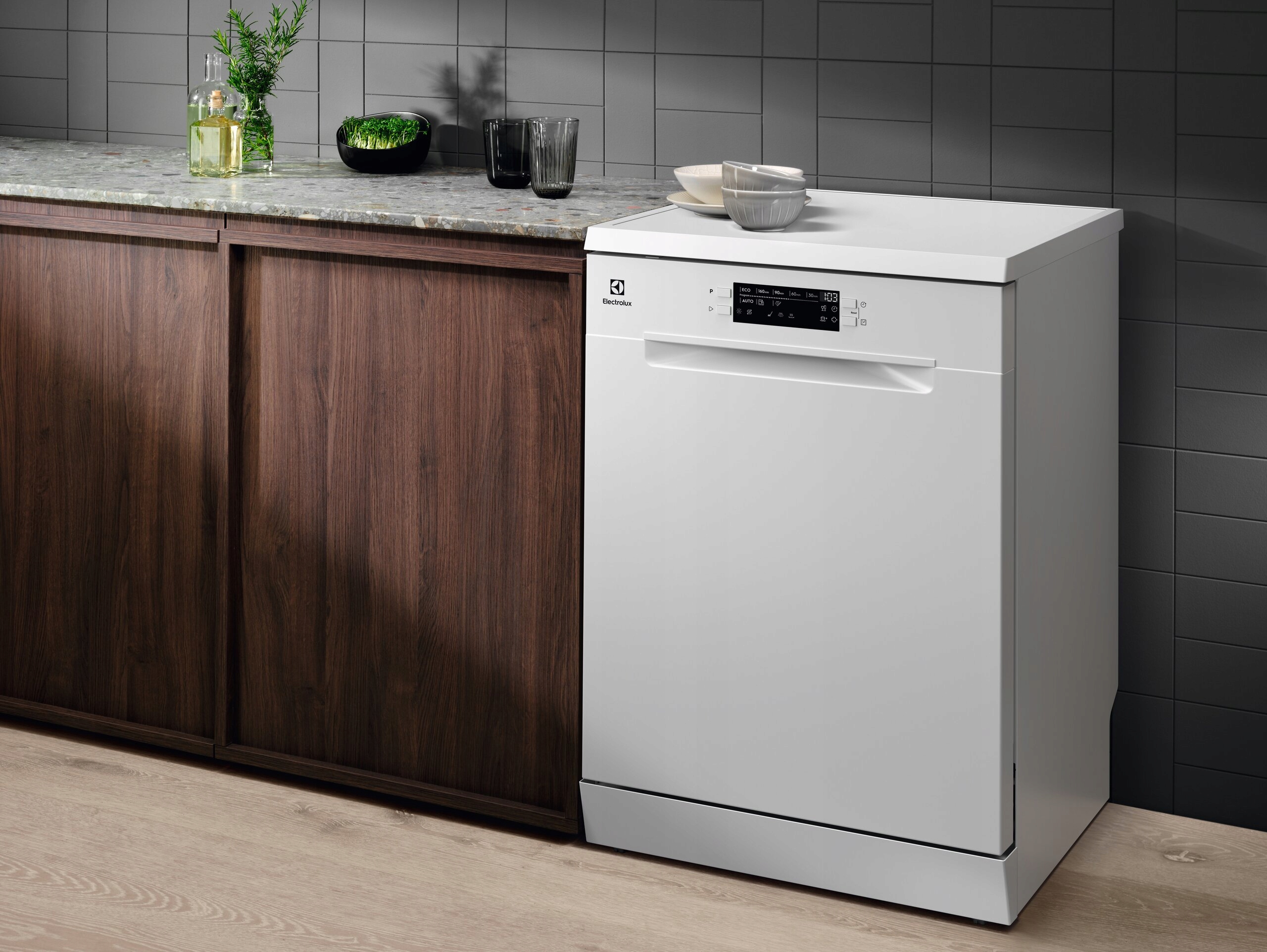 Zmywarka ELECTROLUX ESA47210SW 13kpl Marka Electrolux
