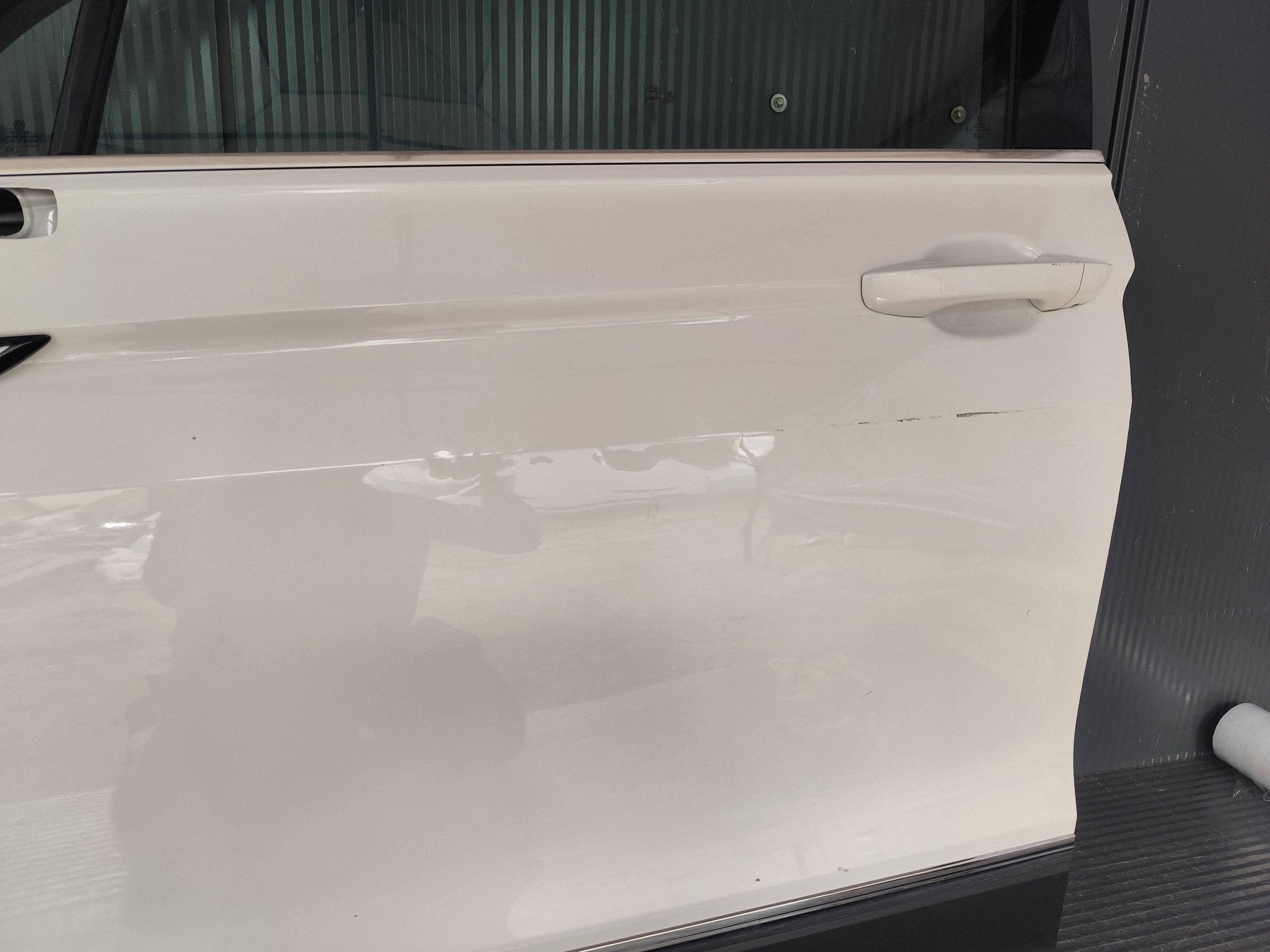VW TIGUAN II LIFT 5NA door front left complete dismantling