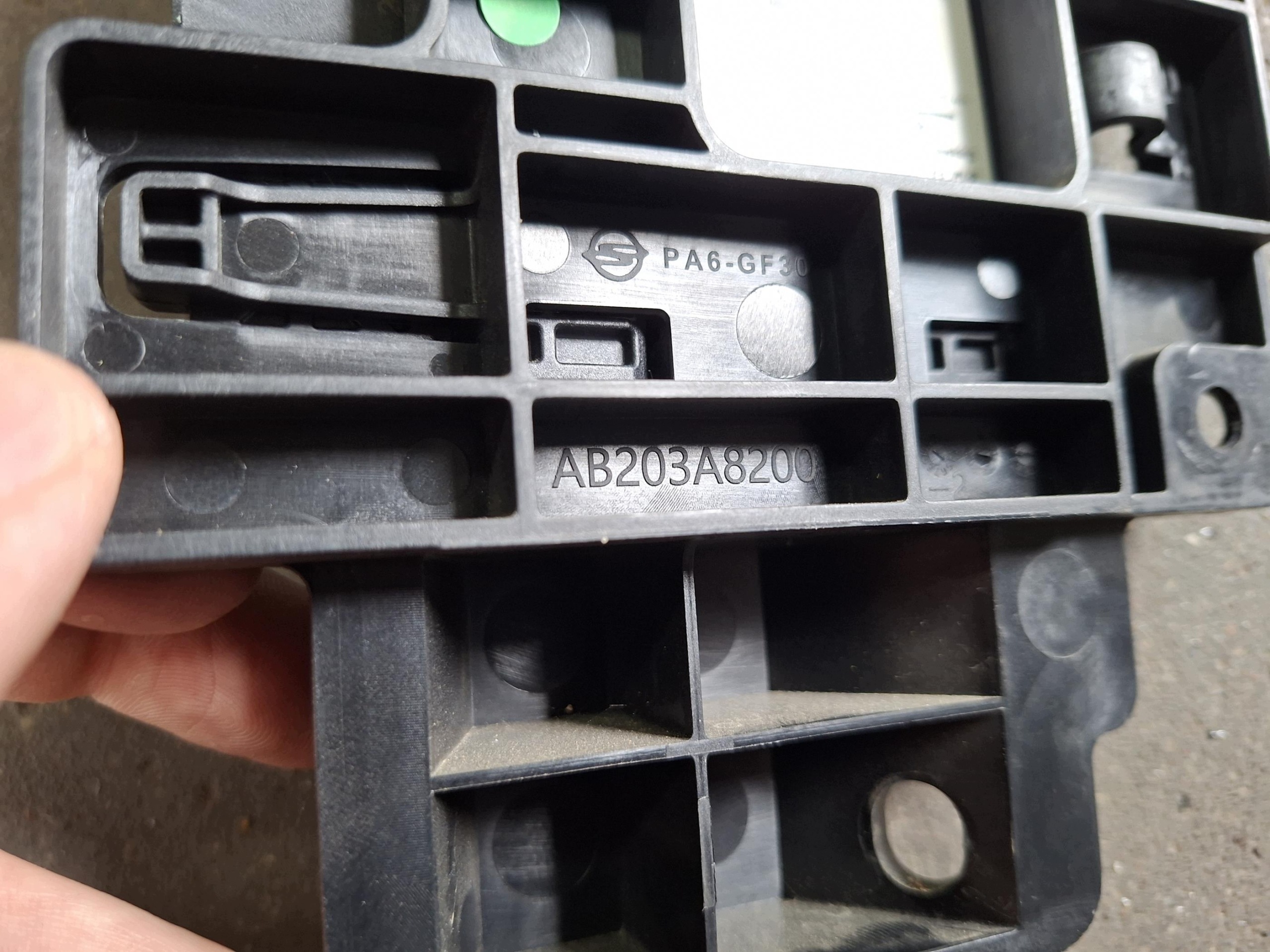 sensor MARTWEGO POLA front holder front right SSANGYONG KGM TORRES EVX