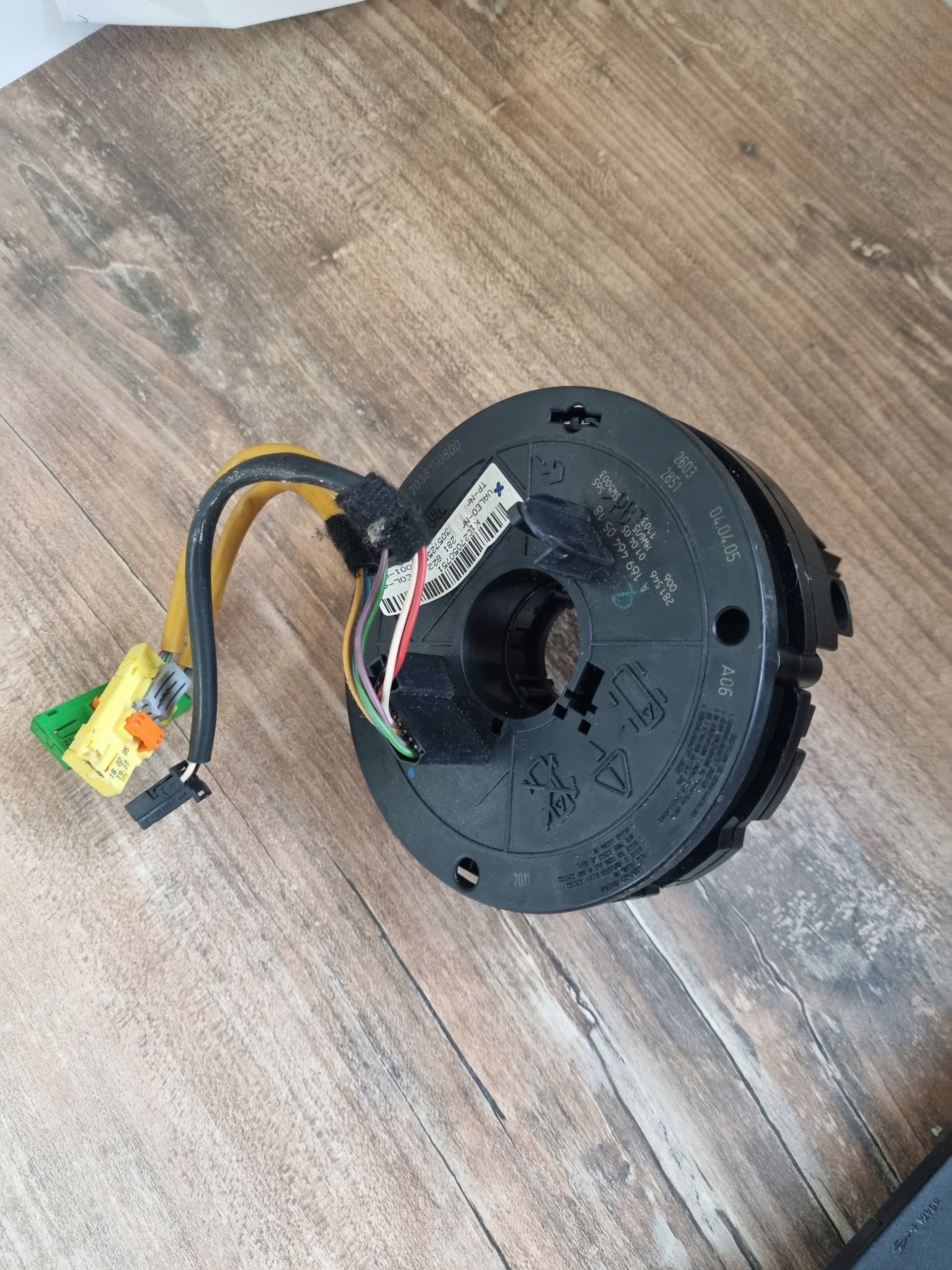 A1694640518 - Стрічка датчика Мерседес А2035407145 А1694640518