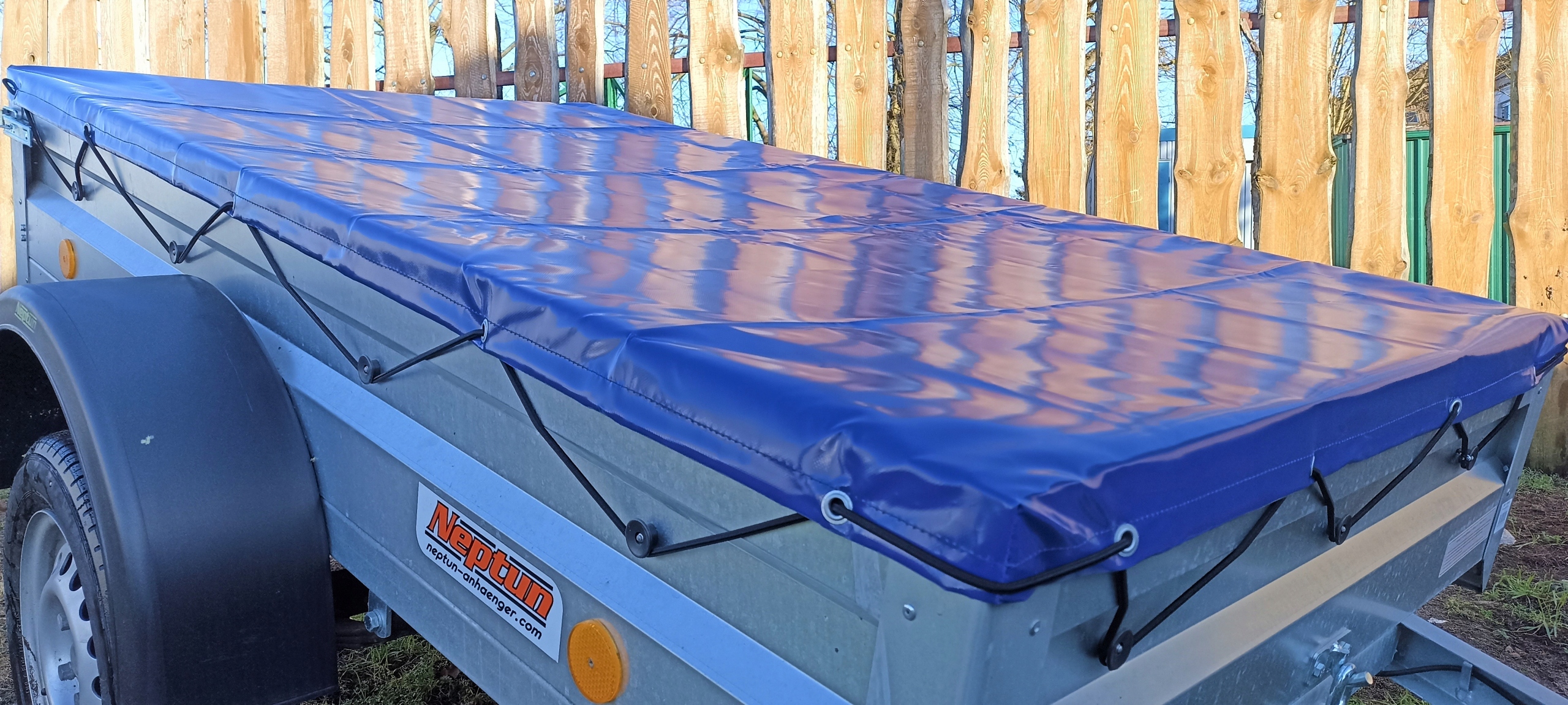 PLANDEKA PLASKA POKROWIEC NEPTUN N7 202 650g m2 Brand Other