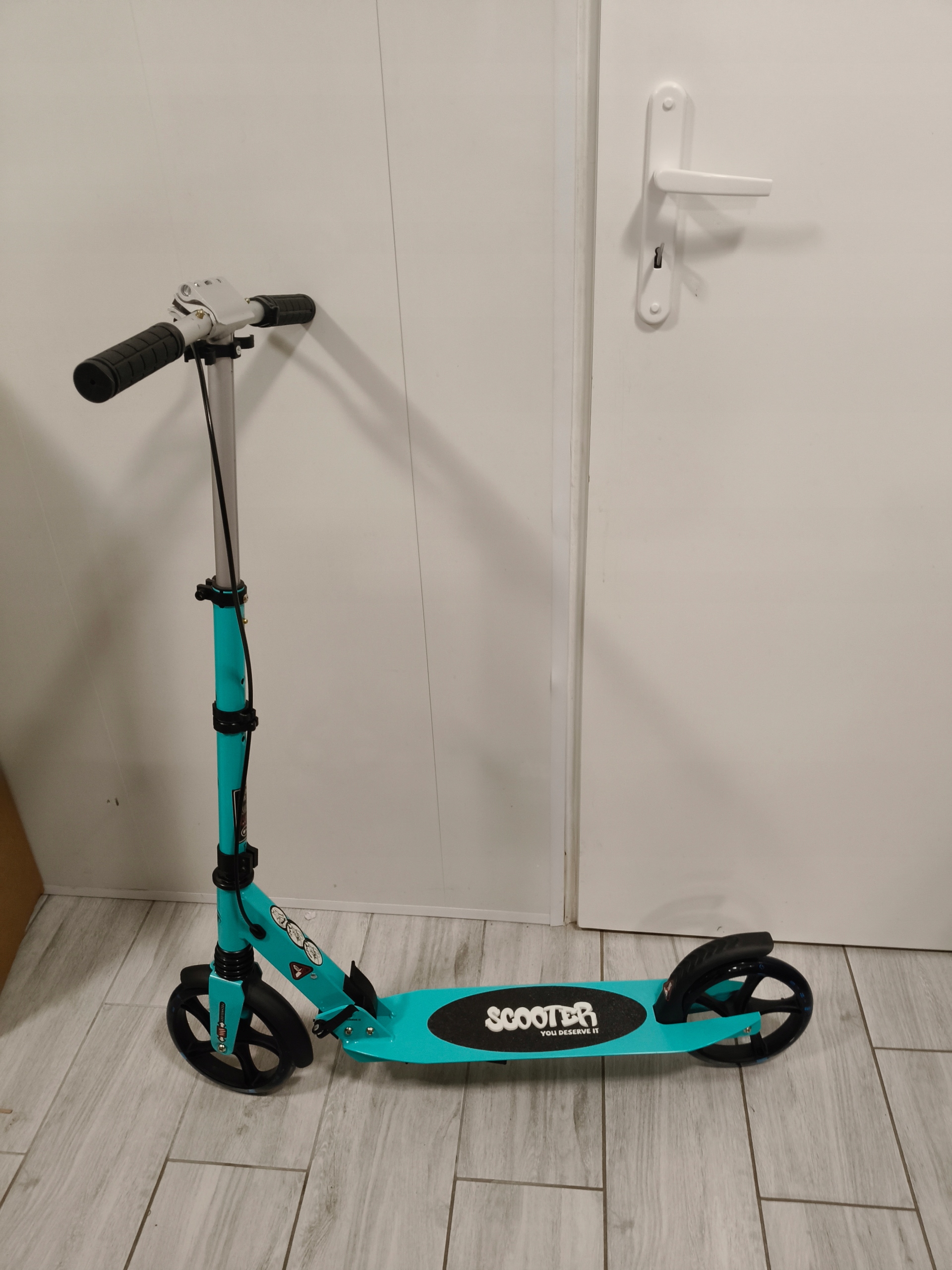 Koloběžka TB-H008D zelená