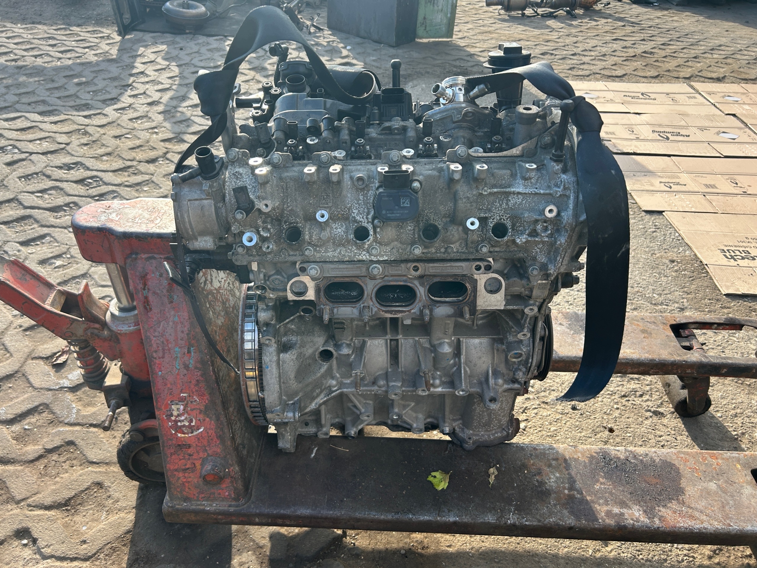 MERCEDES W177 1,3 CGI motor 282914