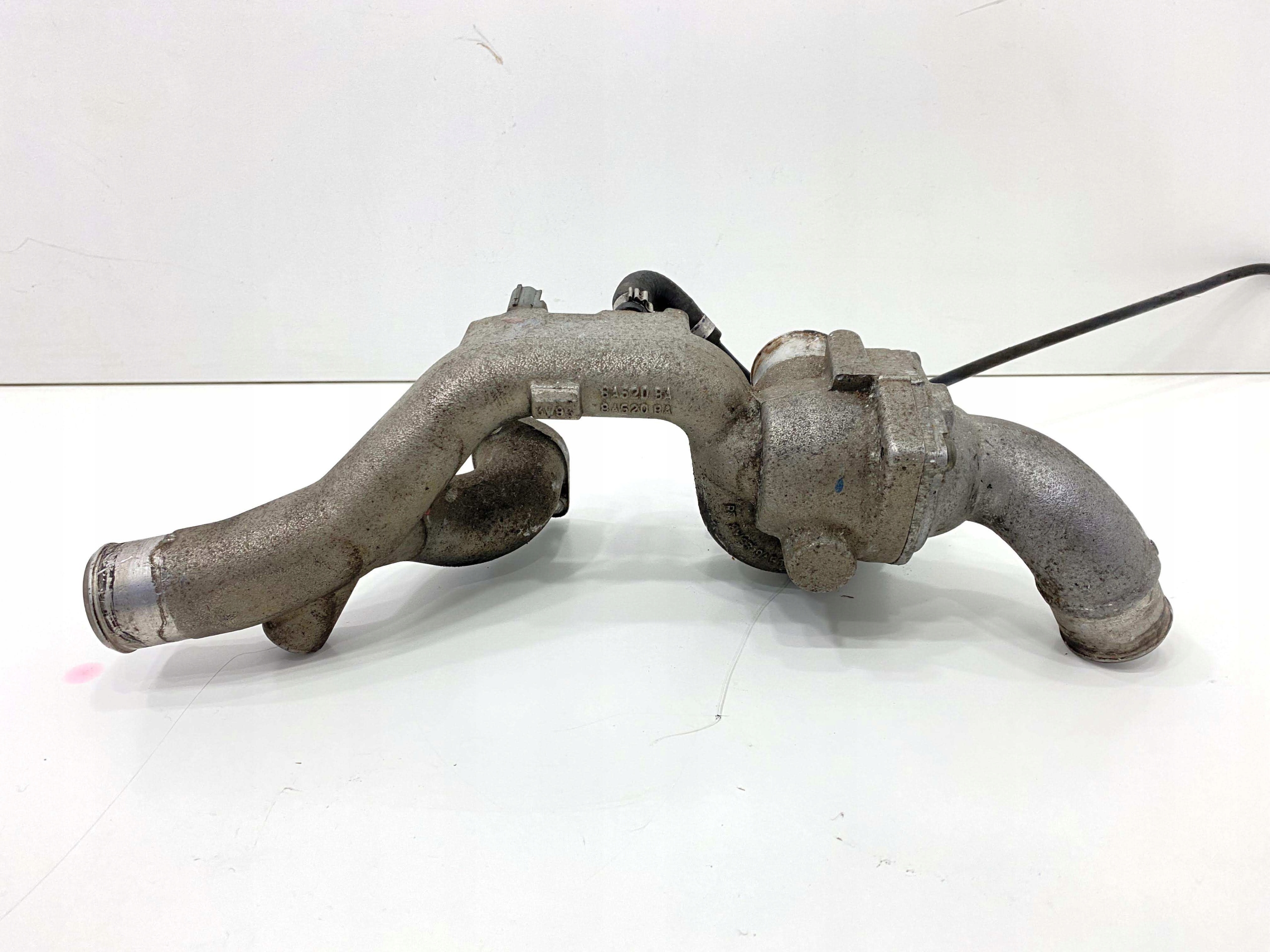 JAGUAR XKR 4.2 SC ТЕРМОСТАТ КОРПУС 3w93-8a520-BA