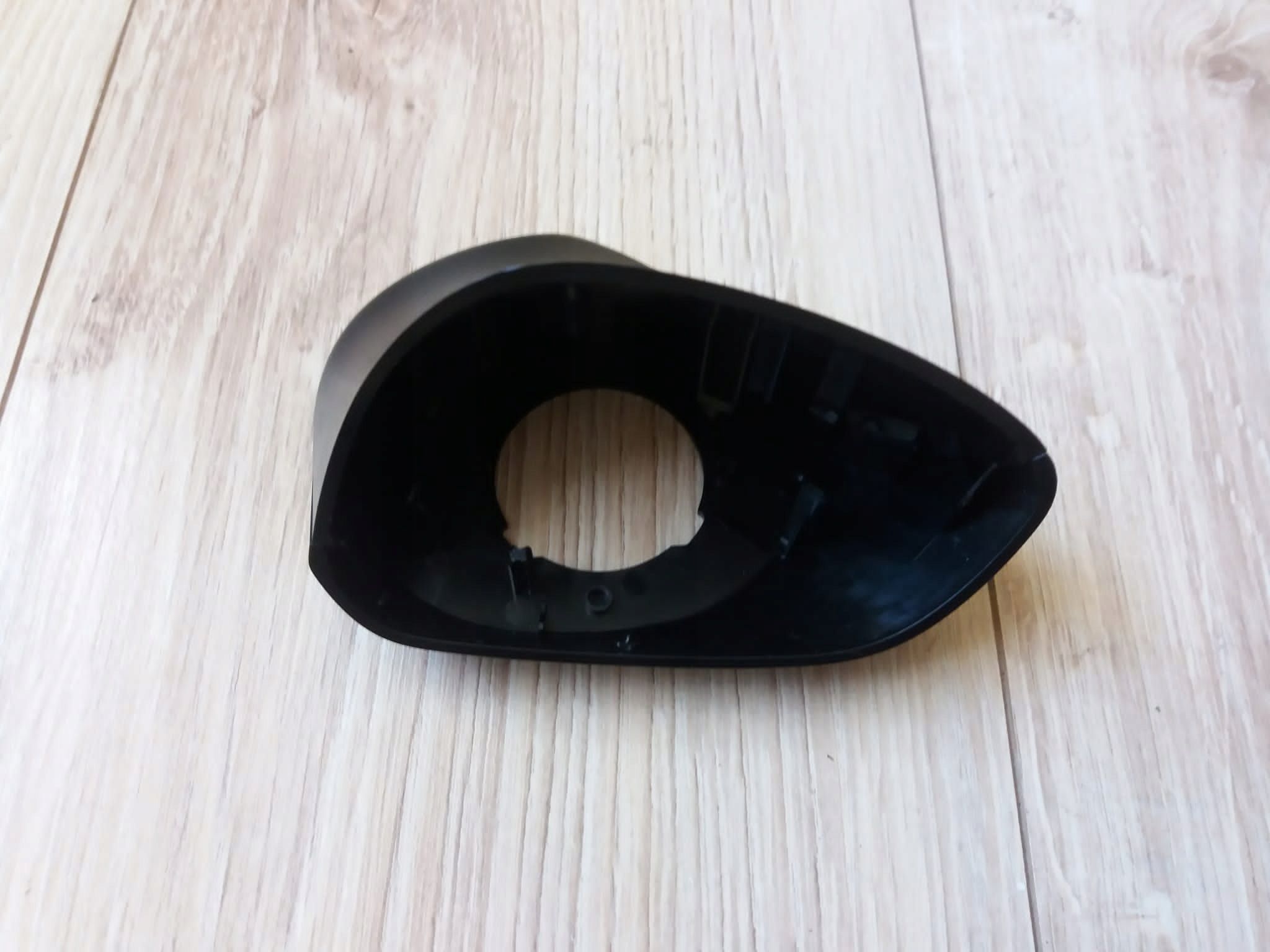 MAZDA 6 GJ lift 17r. OBUDOWA MOCOWANIA LUSTERKA R- Producent części Mazda OE