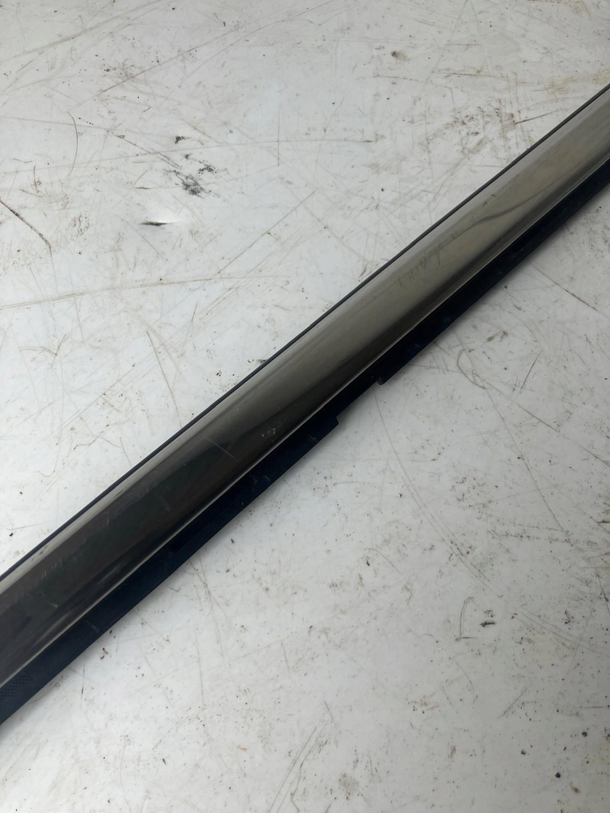 moulding dust door PEUGEOT 308 T9 left front CHROM
