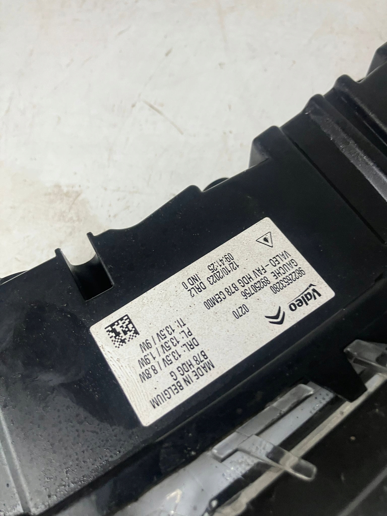 light LED DRL indicator CITROEN C4 PICASSO II 9822653280 EXCLUSIVE