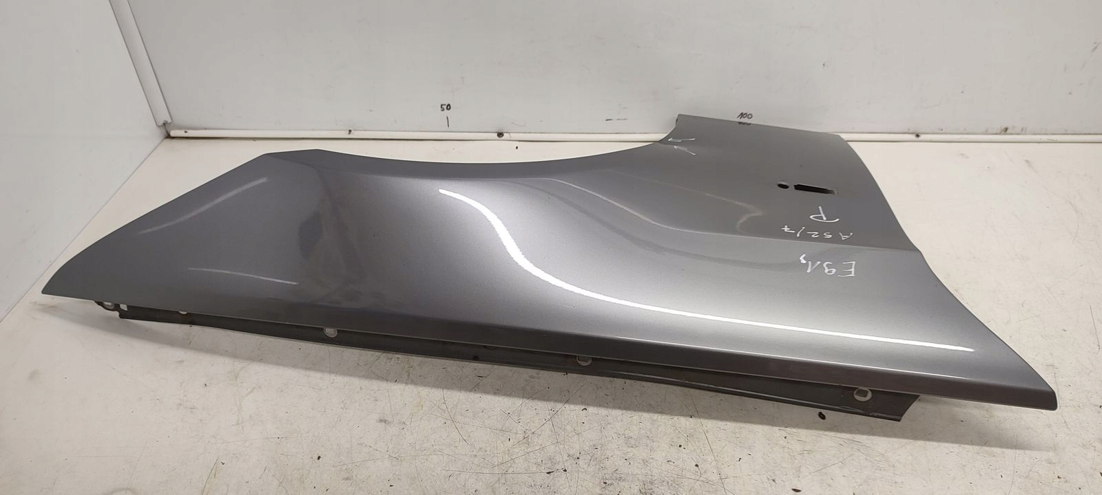 fender right front front BMW E91 LIFT A52/7