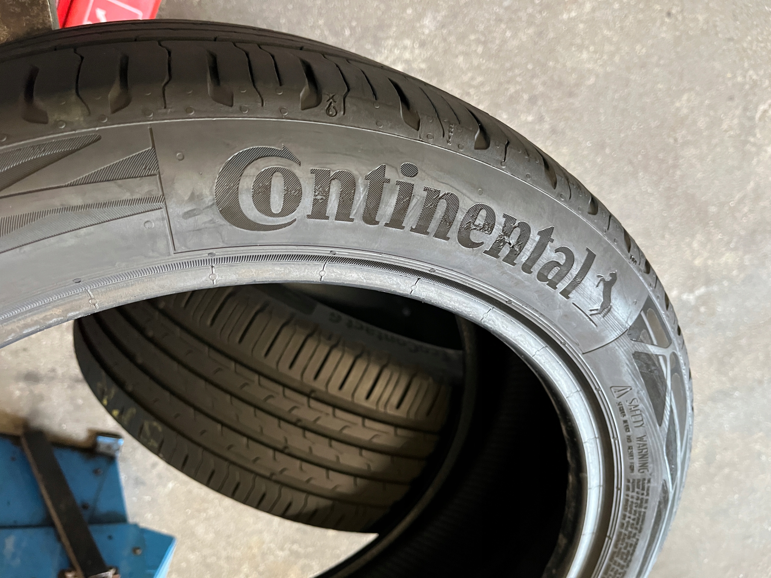 2 tyres summer 225/45R18 95Y Continental EcoContact 6 6mm