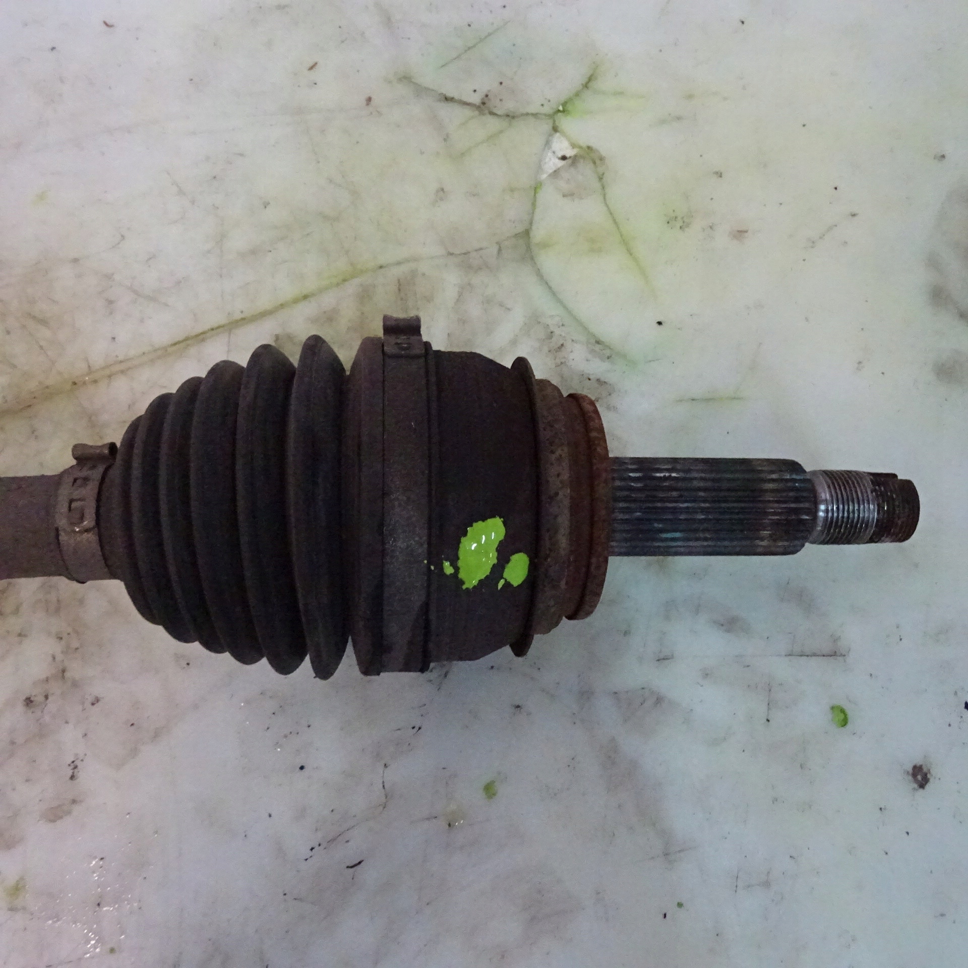 HYUNDAI ELANTRA V 12R 1.8MPI semi-axis right