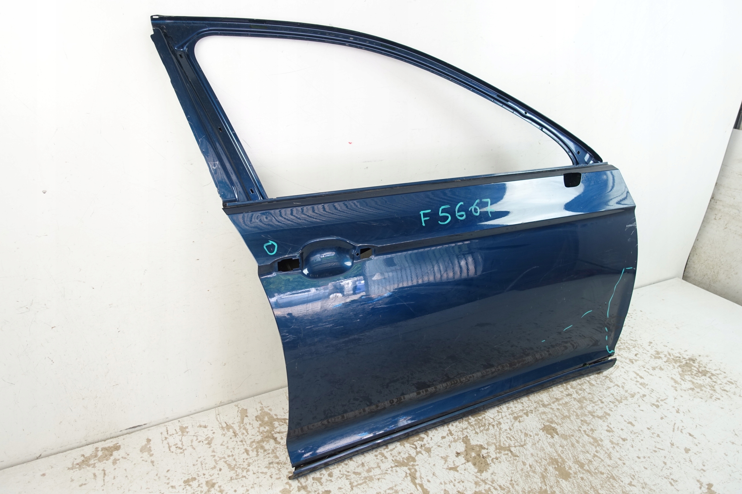 VW PASSAT B8 2014- door front right front 3G0831312L