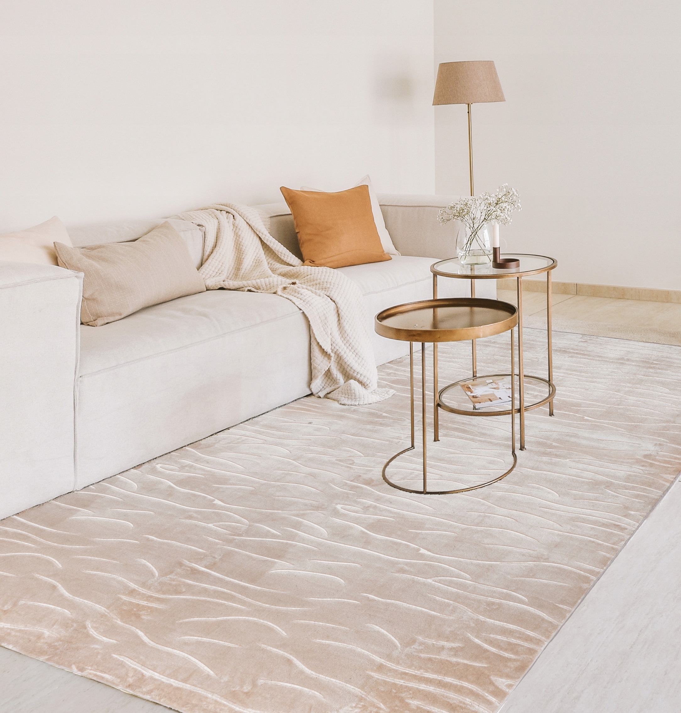 DYWAN GLAMOUR DO SALONU BEŻOWY MIĘKKI CIEPŁY POŁYSK WZÓR 3D 160x220CM Marka e-floor