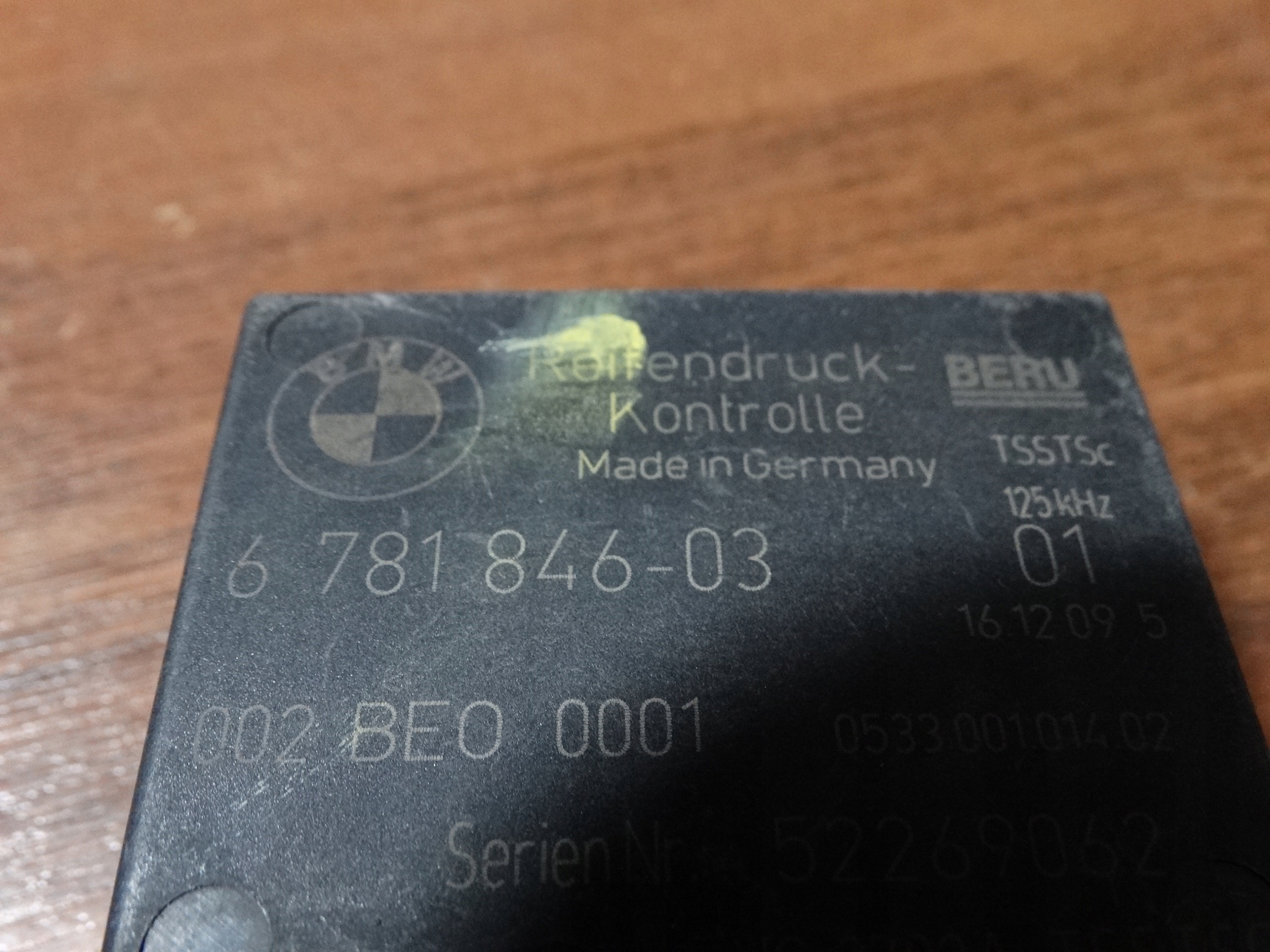 IDEALNY NADAJNIK modul RDC BMW E82 E88 E90 E92 1 9