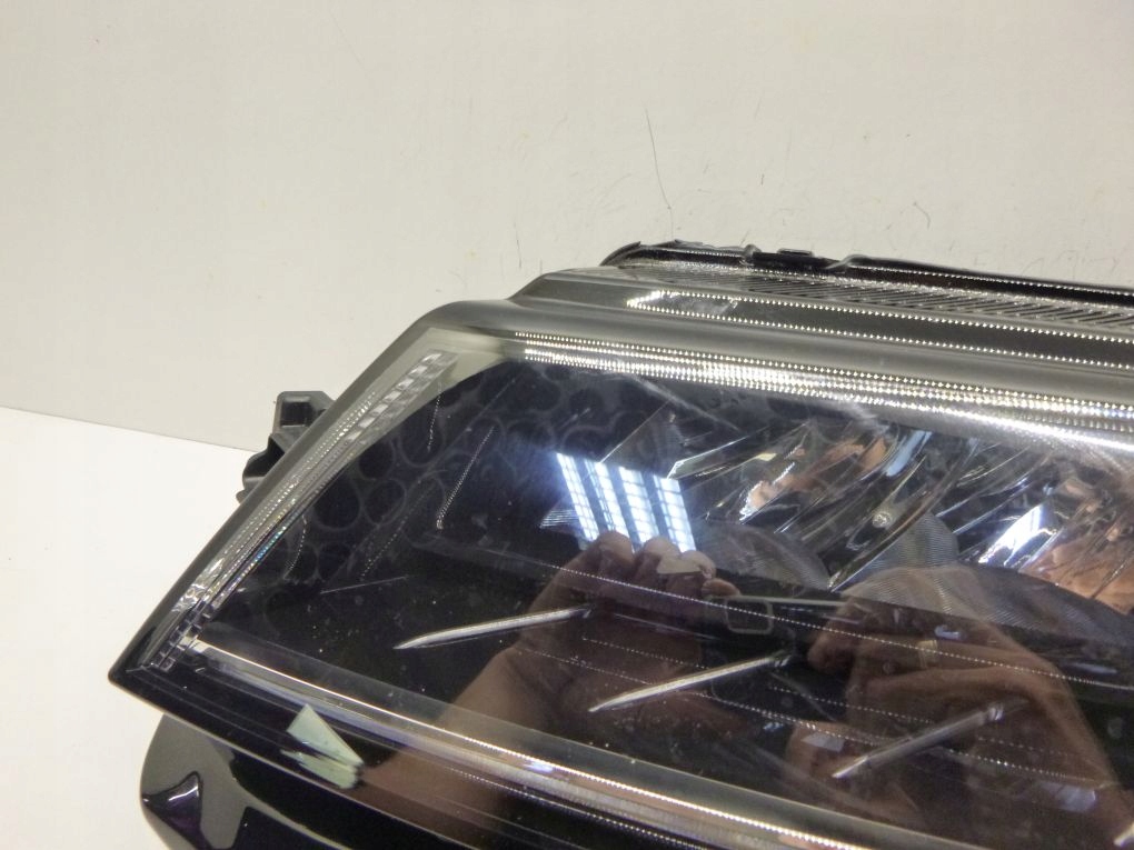 SKODA KAROQ FULL LED 17- light front left