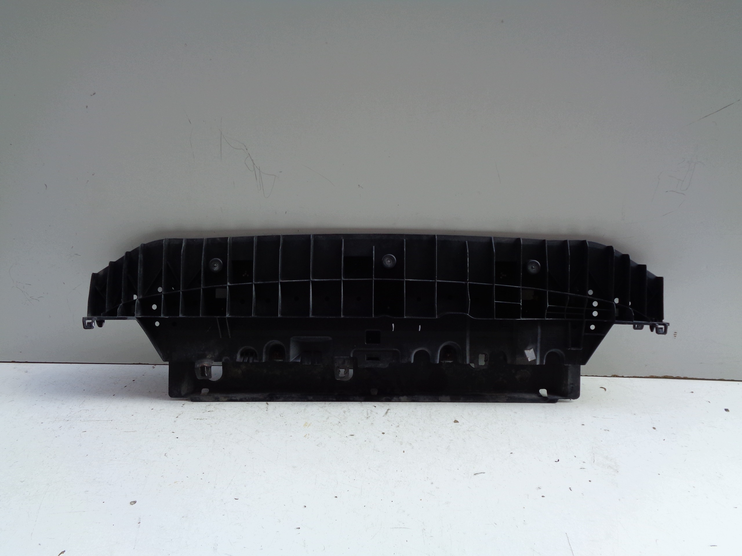 cover below front bumper PEUGEOT 2008 13- NR 52982