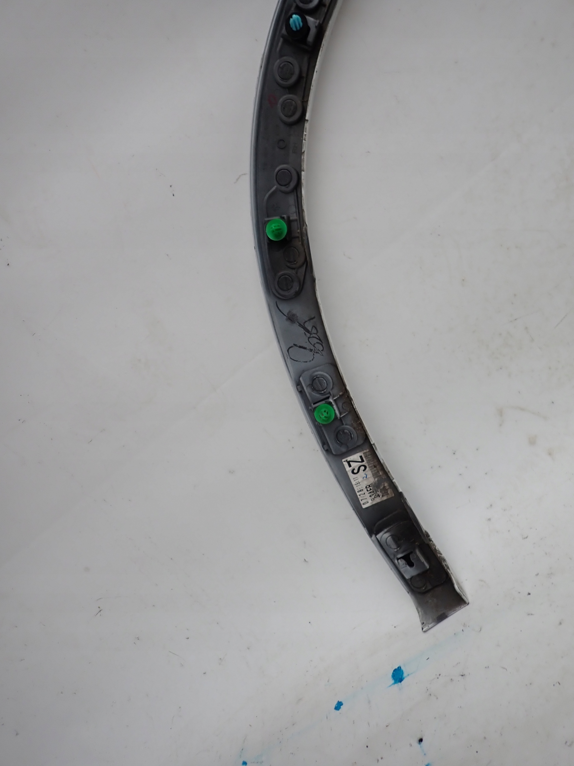 MAZDA CX-60 22- moulding cap for fender right front