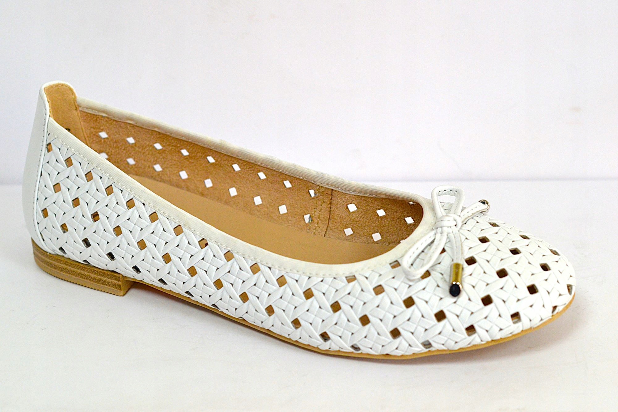 Caprice 22109-42 Balerínky White Nappa Bílé Ažurové Vel. 36