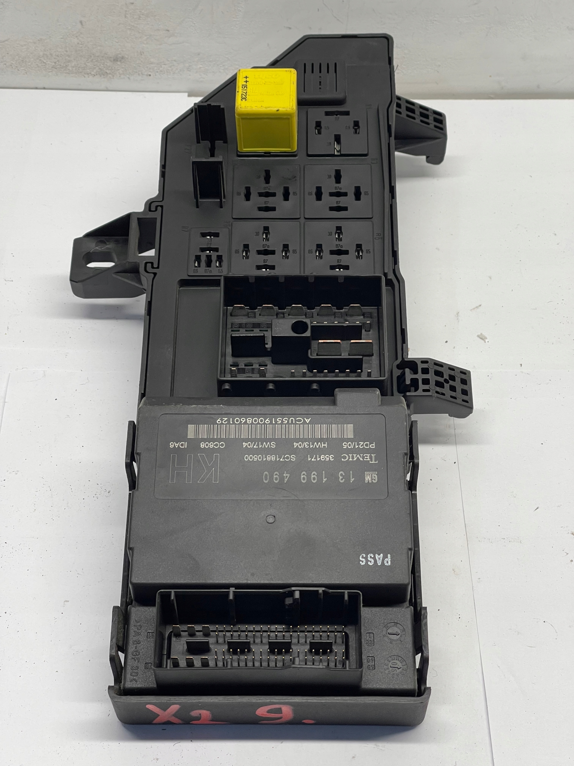 skříňka modul Opel OE 13181984