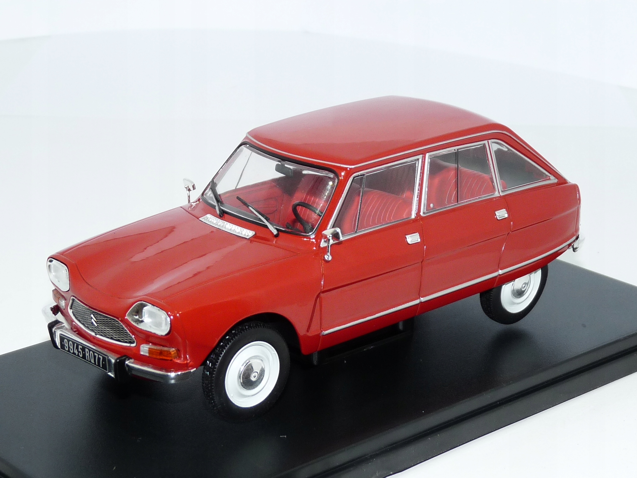 Citroen Ami 8 1:24 Hachette
