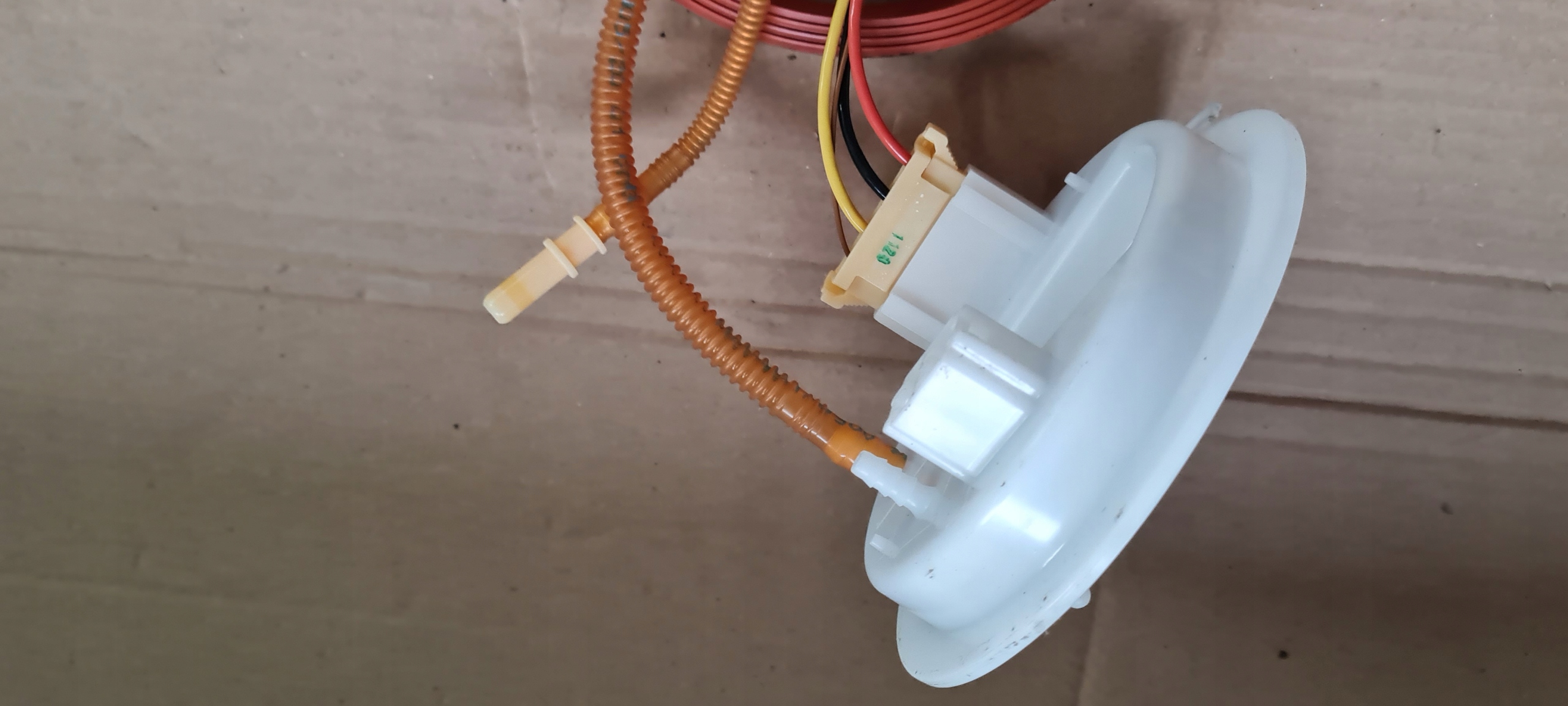 Q5 80A PUMPA GORIVA REZERVOARA 2.0 TFSI 80A919087