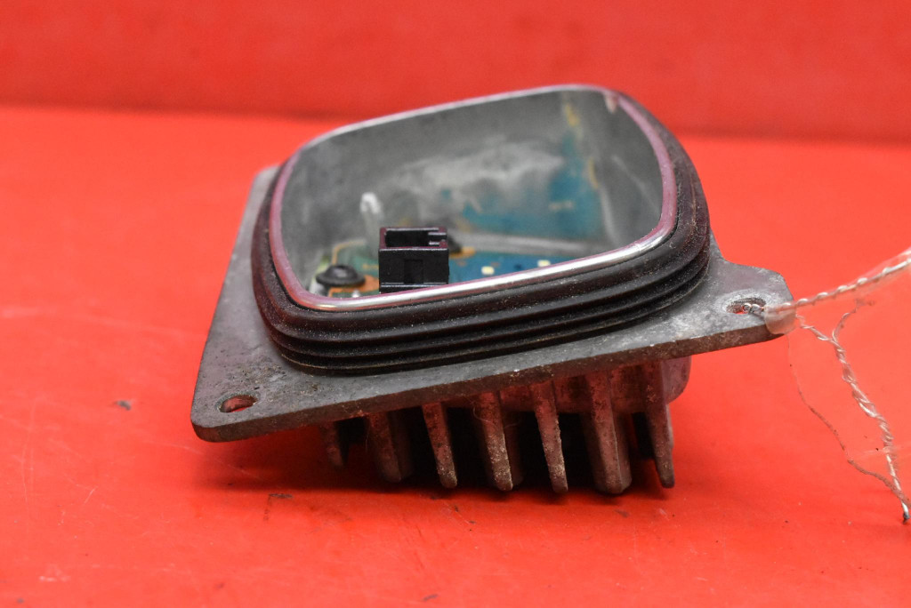 control unit module LED left 90064552 RENAULT TALISMAN 1 and 12-20