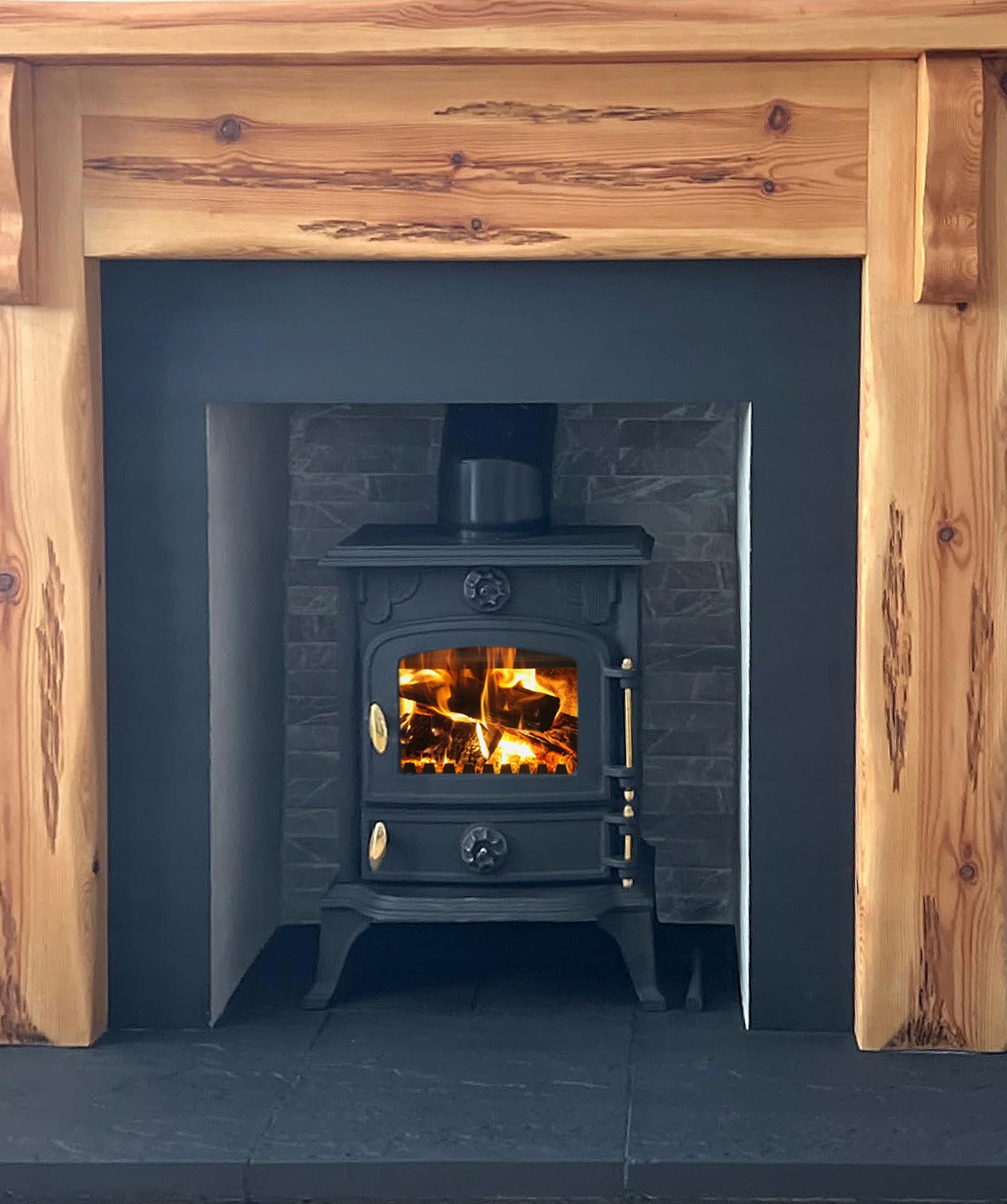 PIEC KOZA KOMINEK piec żeliwny koza wolnostojący VACO 5kW Rodzaj pieca powietrzny