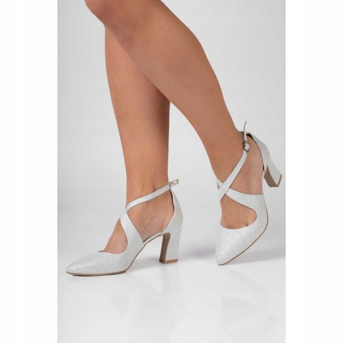 Stříbrné Brokátové Retro Sandály S Módními Podpatky 41