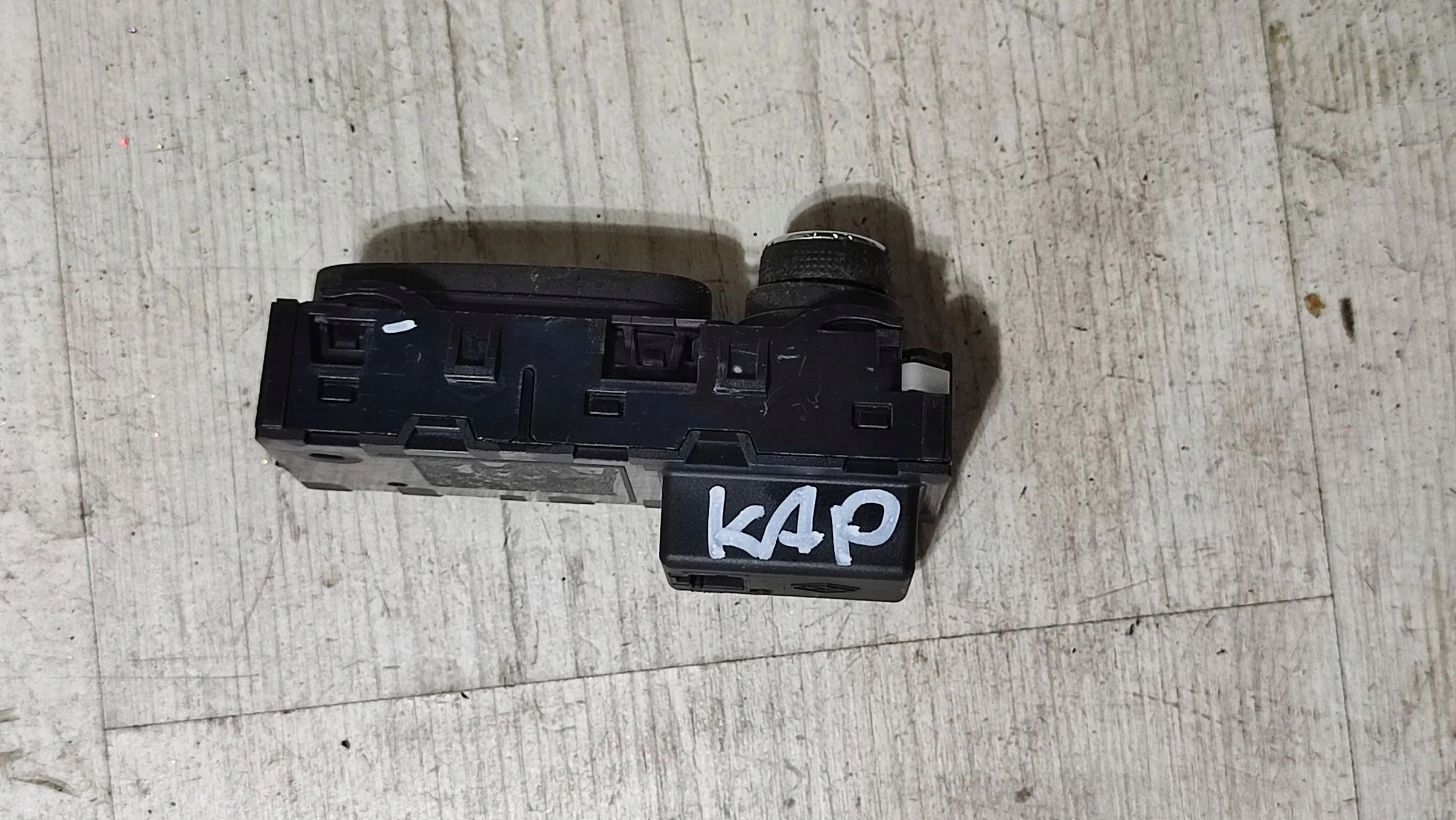 Renault Kadjar 17r 1.5dci control panel levers