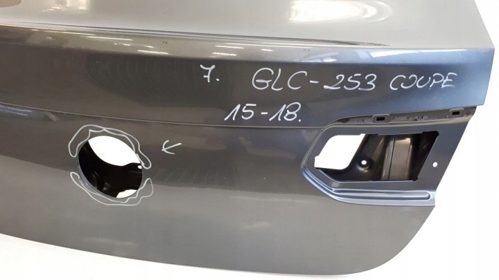 MERCEDES GLC-253 COUPE 2015 KLAPA Typ samochodu Samochody osobowe