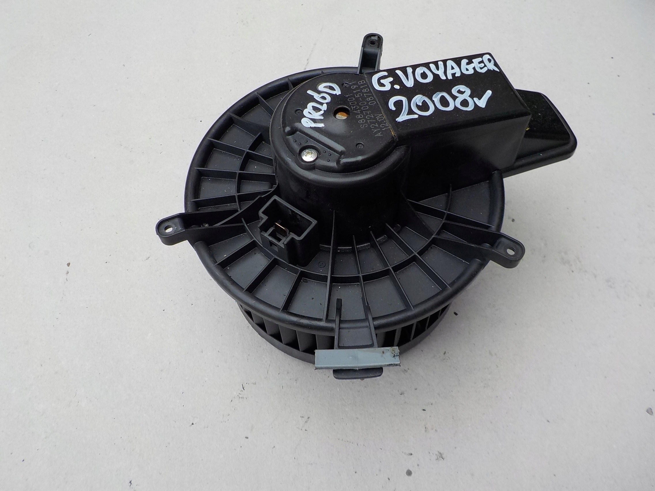 ventilátor topení chrysler grand voyager V