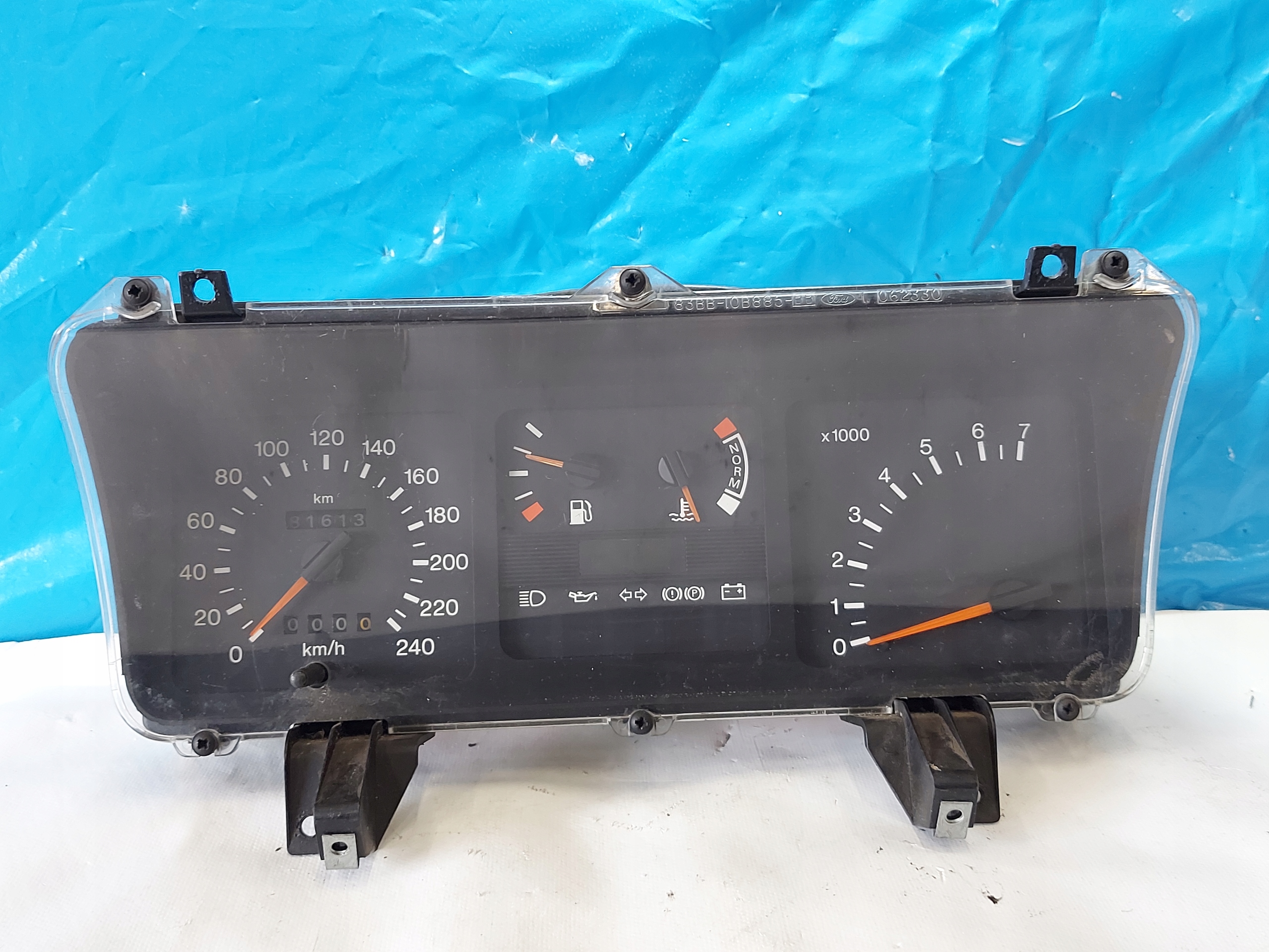 dials clock FORD SIERRA 1.8 CLX TD 88BB10C956AA