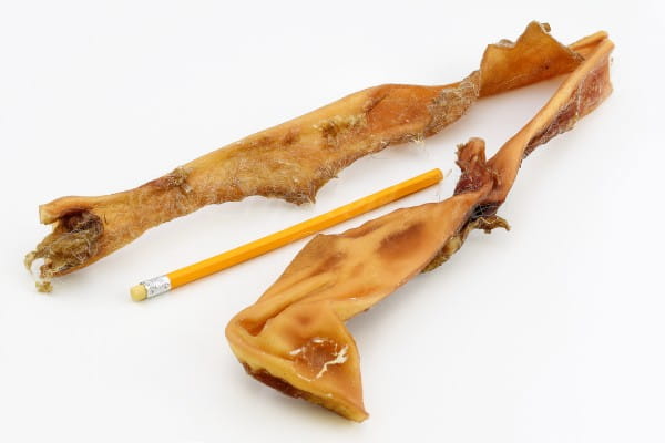 Levně Lunderland 500 g sušené hovězí hlavičky, proužky cca 35 cm