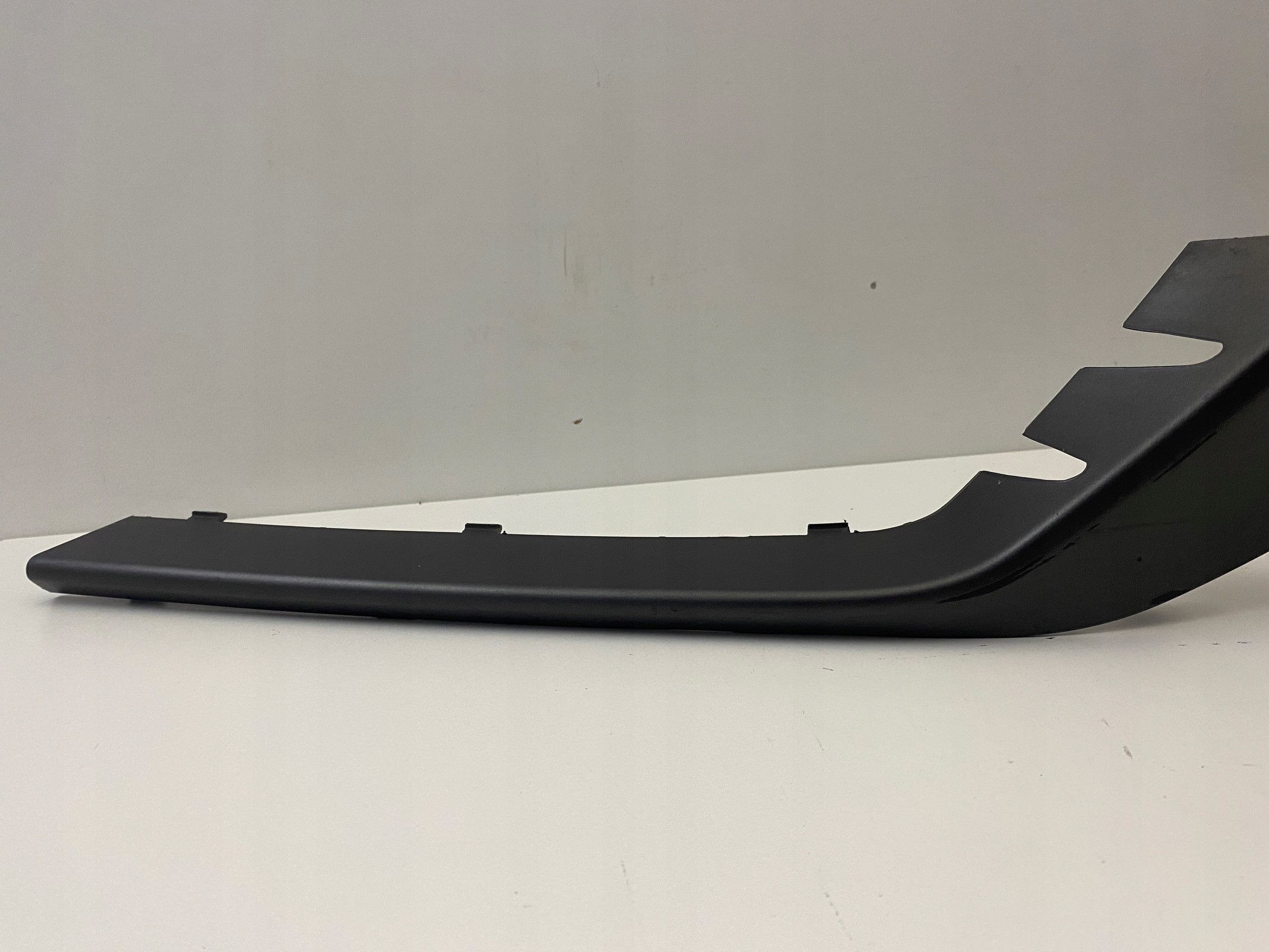 VOLVO V60 S60 LISTWA BLENDA PRAWA ZDERZAK PRZÓD Numer katalogowy części 31353655