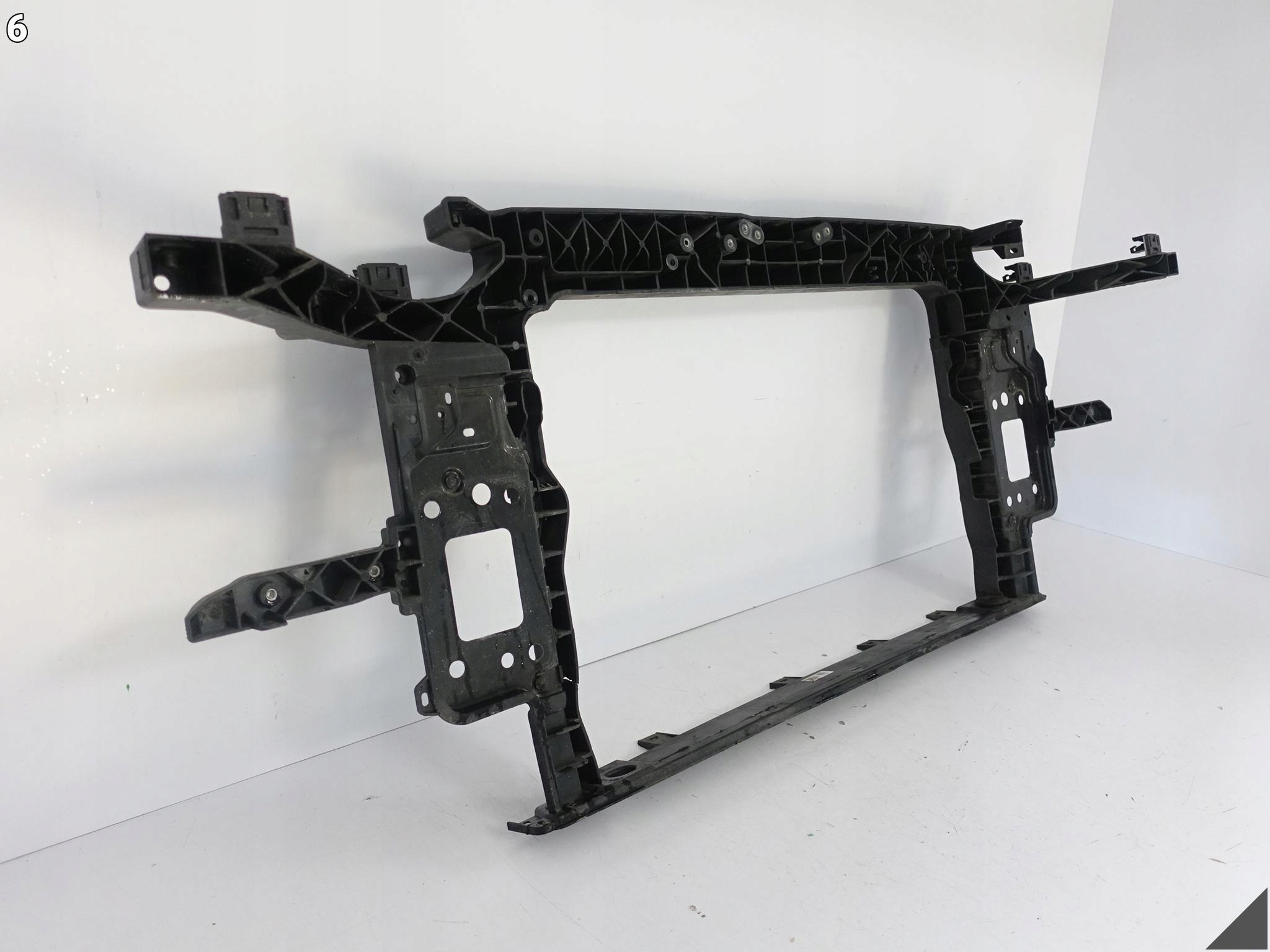 HYUNDAI KONA and LIFT 17-23 pillar console support panel for radiators 64101-J9000