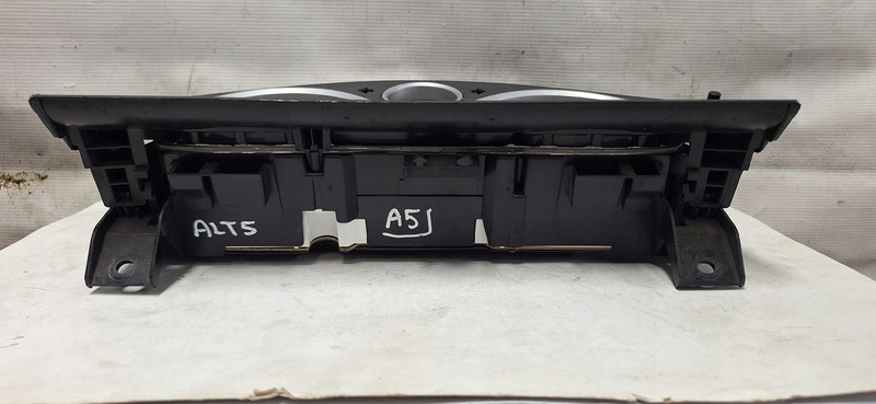 dials OPEL ASTRA III 13172028RU