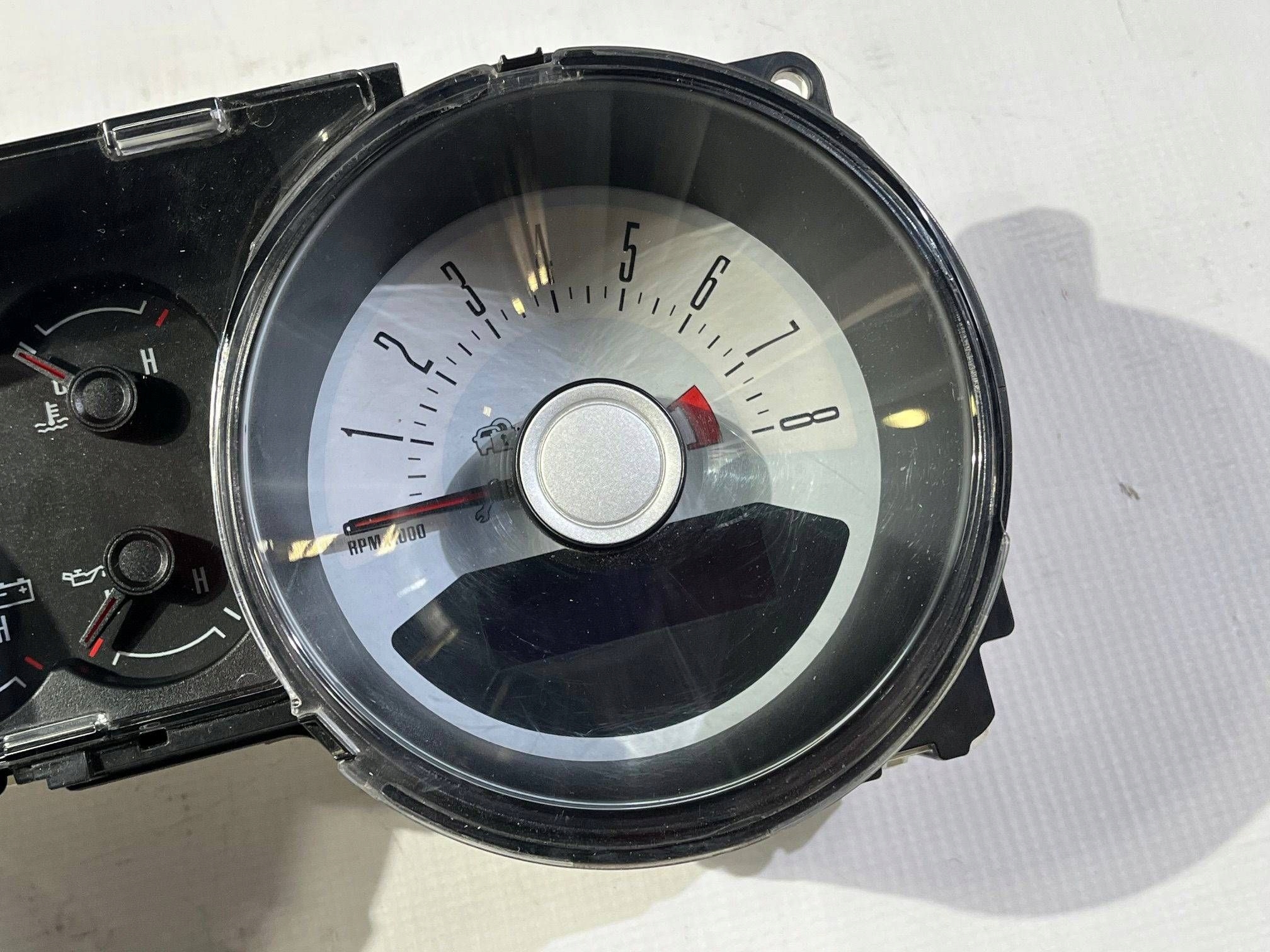 dials dials Ford Mustang Premium V GT 5.0 2011