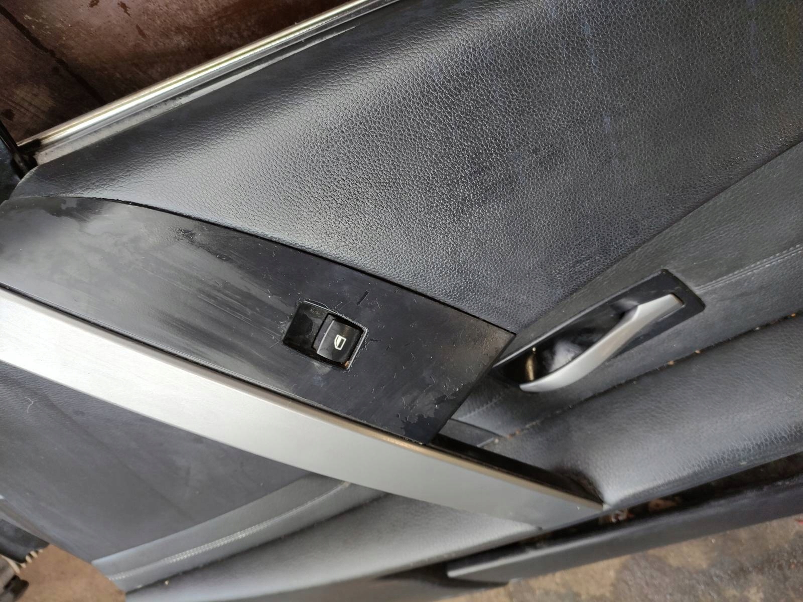 door complete right front BMW E60 Schwarz 2 668