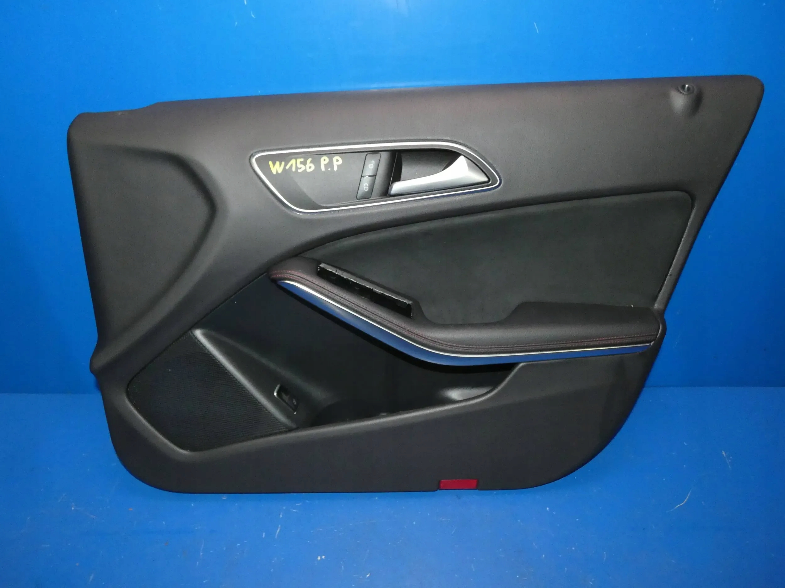 Mercedes GLA W156 X156 side door right front ANGLIK