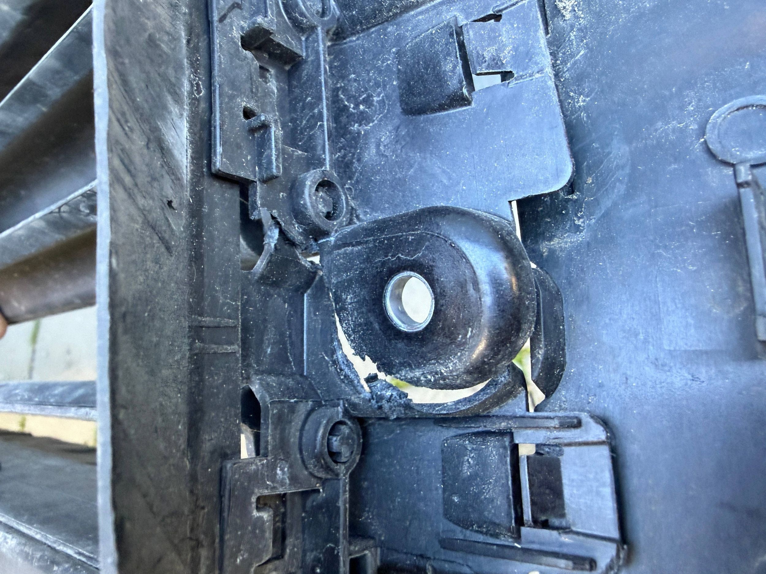 Vw 5g0122321h blinds air duct air line