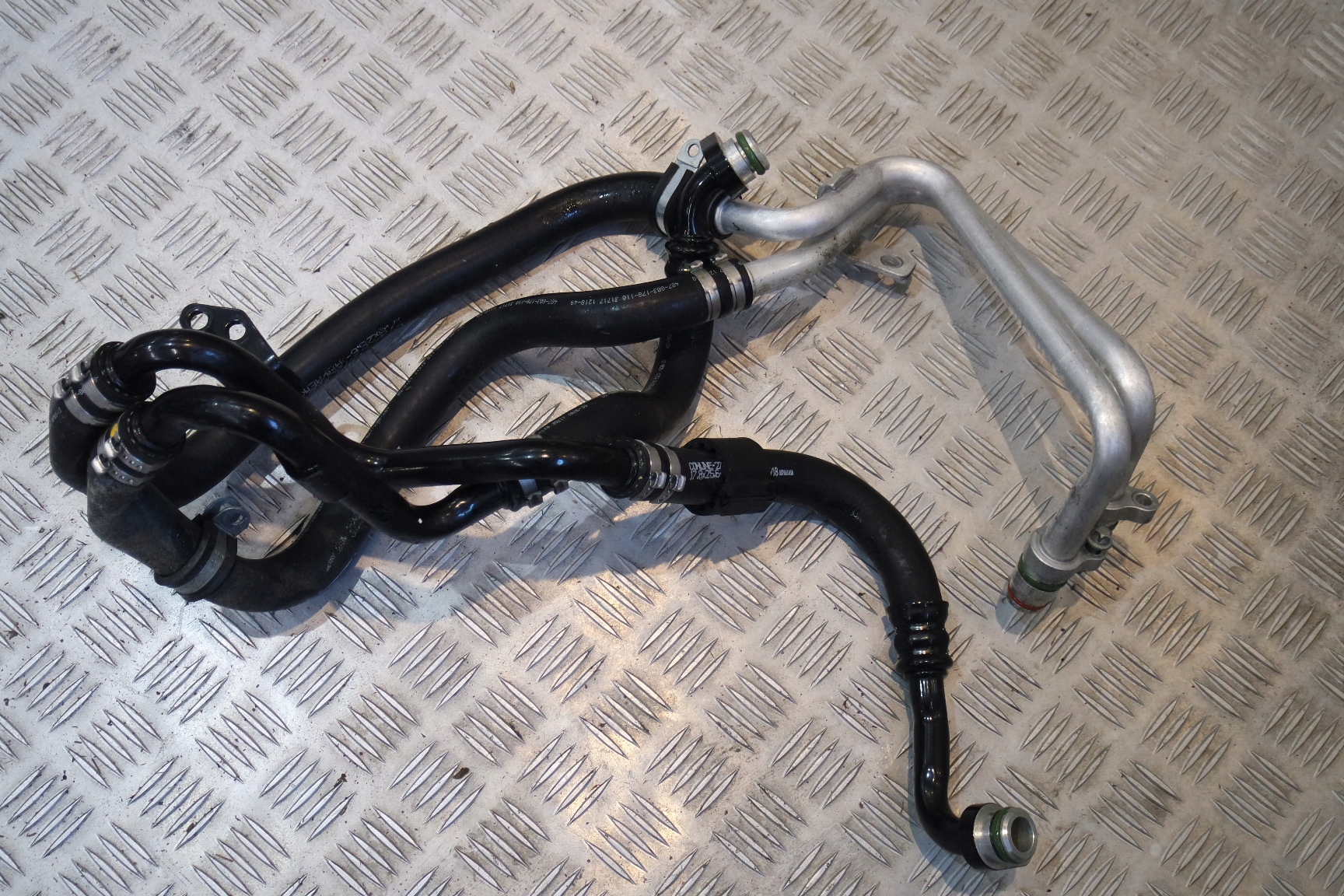 Маслопроводи MERCEDES W463 LIFT G 500