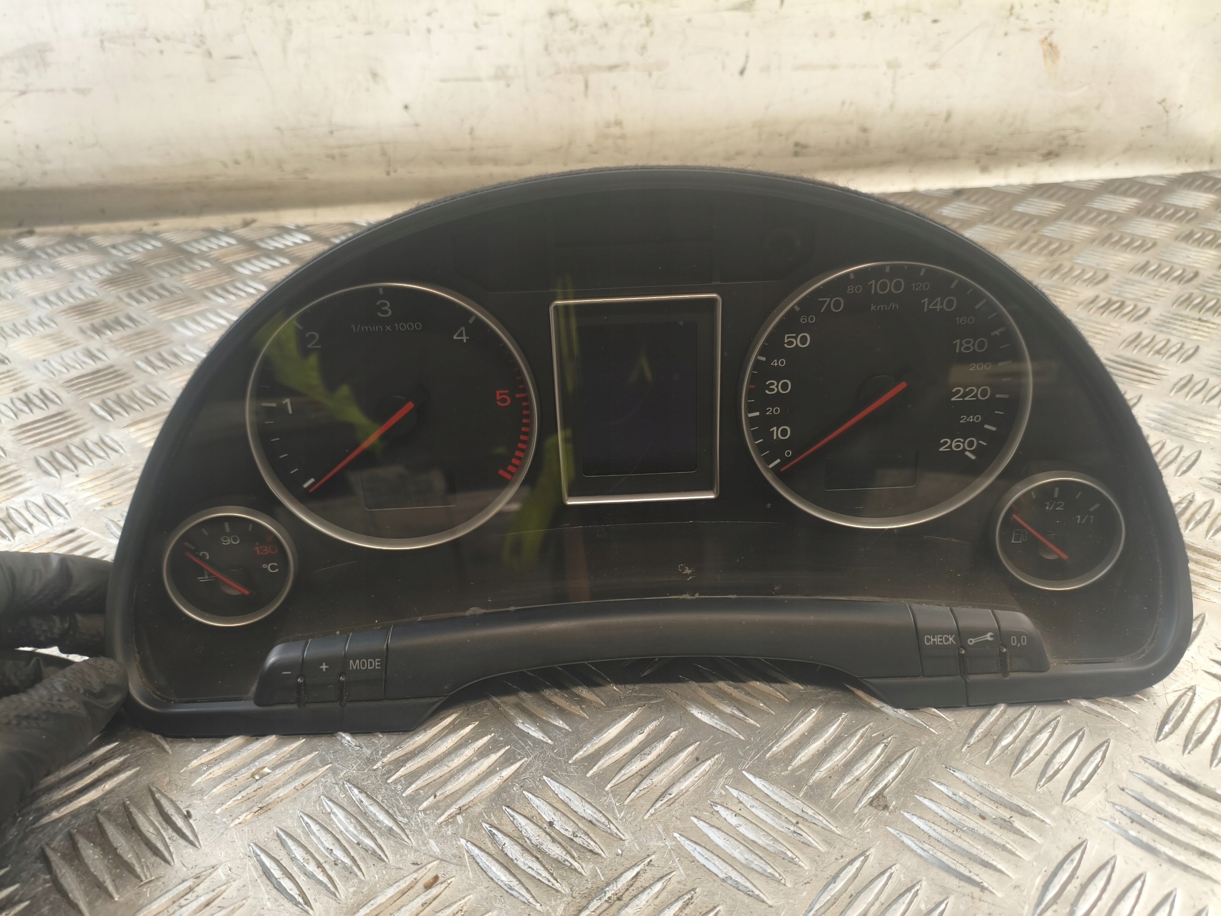dials AUDI A4 1.9TDI B6 8E0920900M