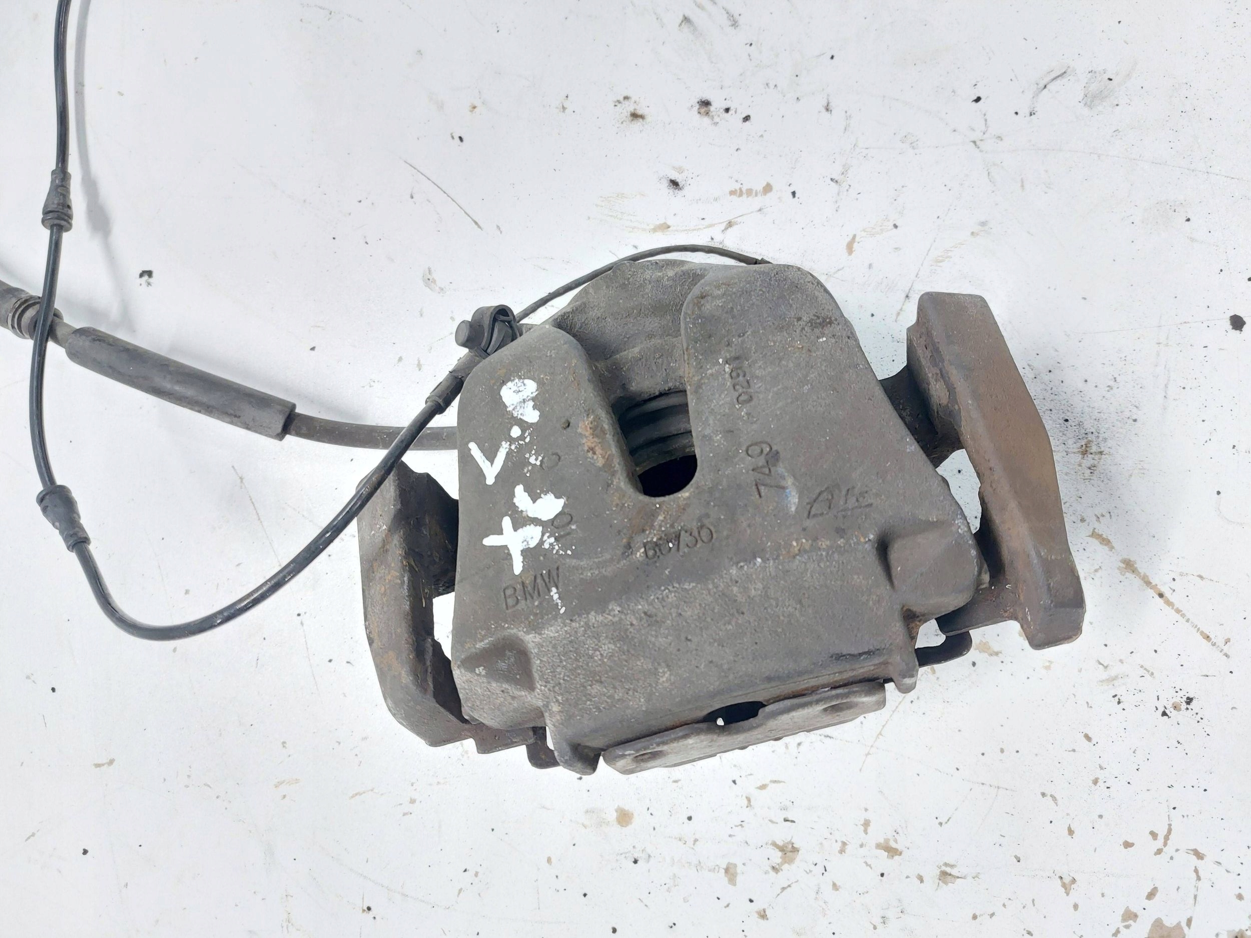 BMW E71 X6 06-13r caliper brakes left front 60/30