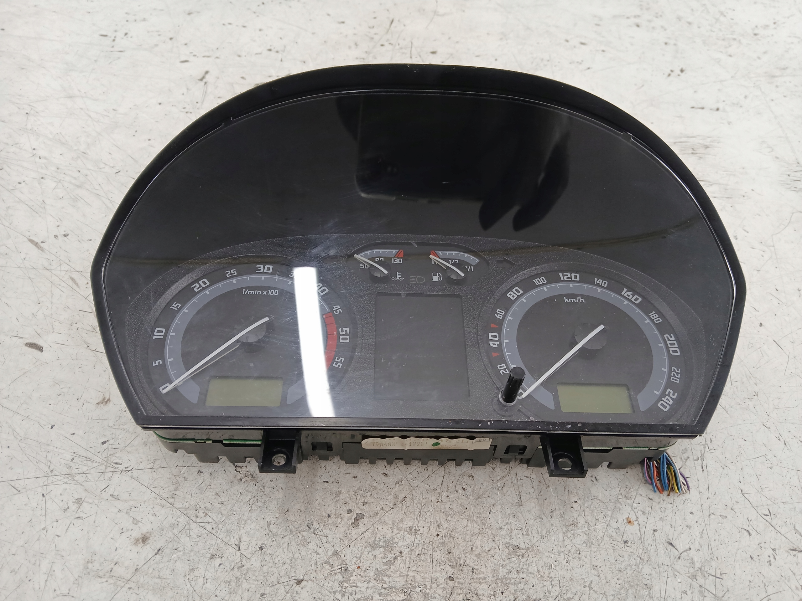 SKODA FABIA and 1.9 SDI dials dials 6Y0920882D