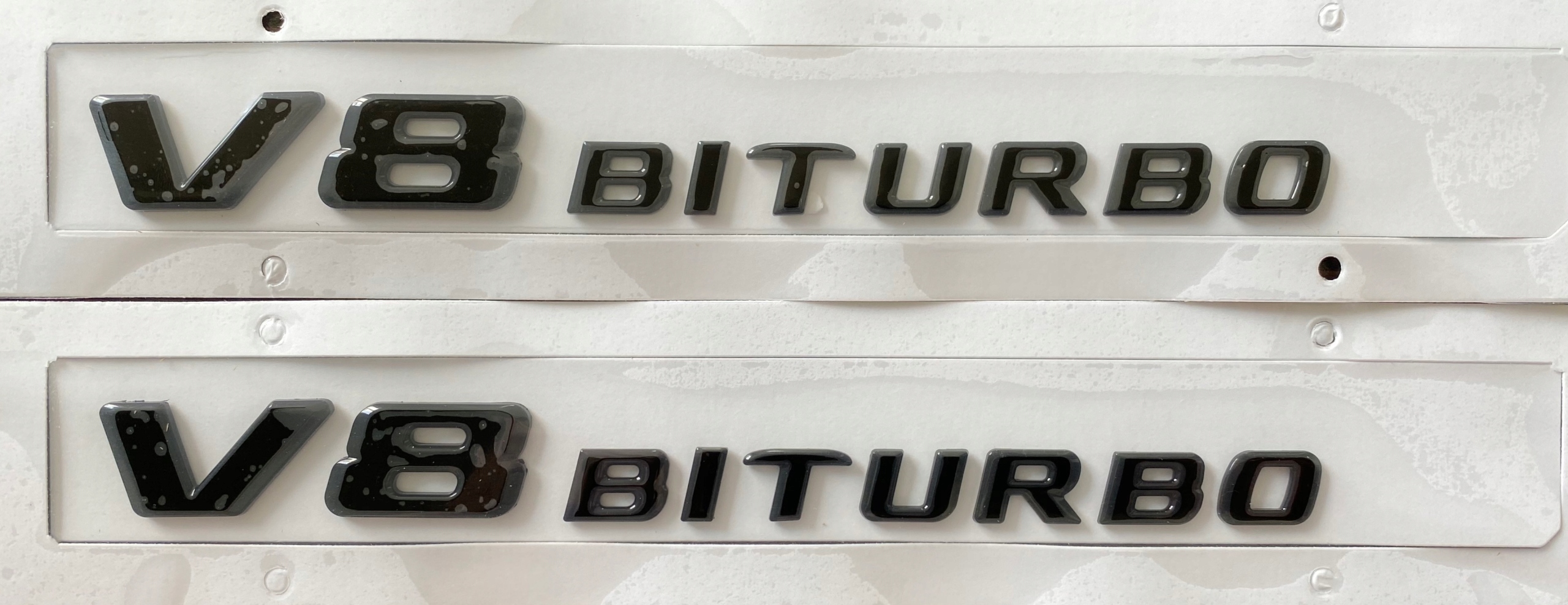 

Mercedes V8 Biturbo emblemat znaczek czarny (para)