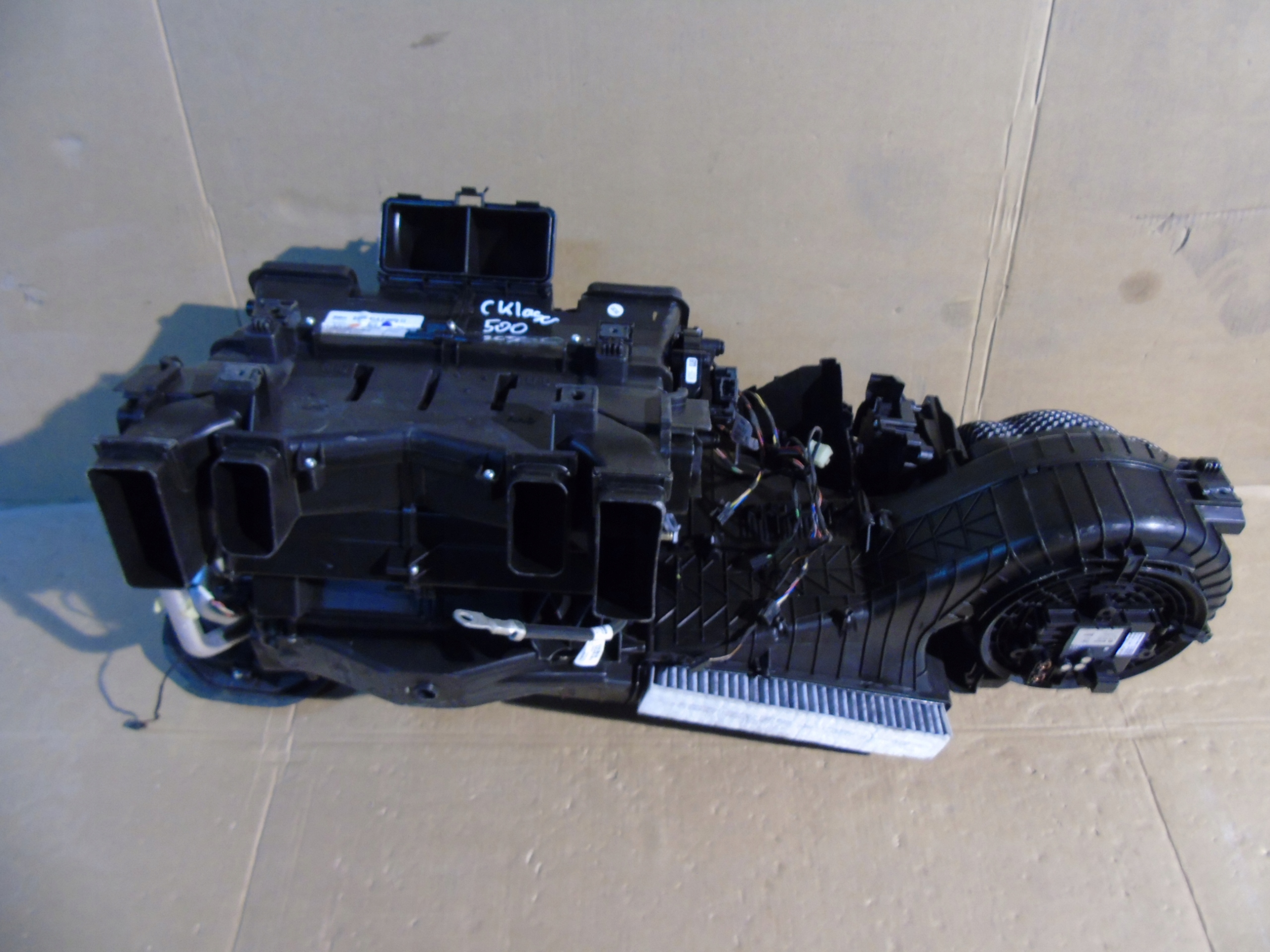 IDEALNA KPL.heater front MERCEDES W205 1