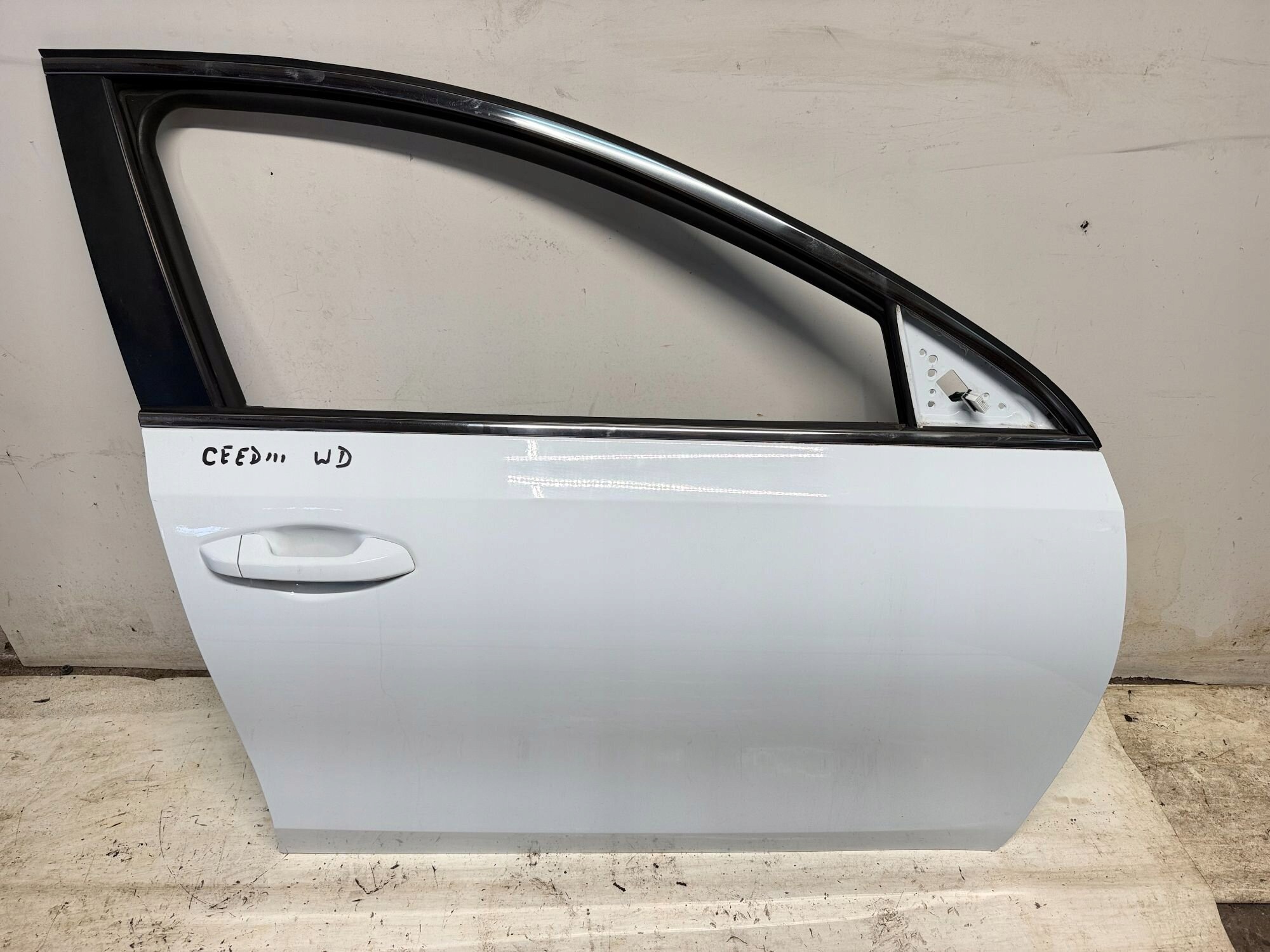 KIA CEED III KOMBI door right right front front WD 17-25 nice