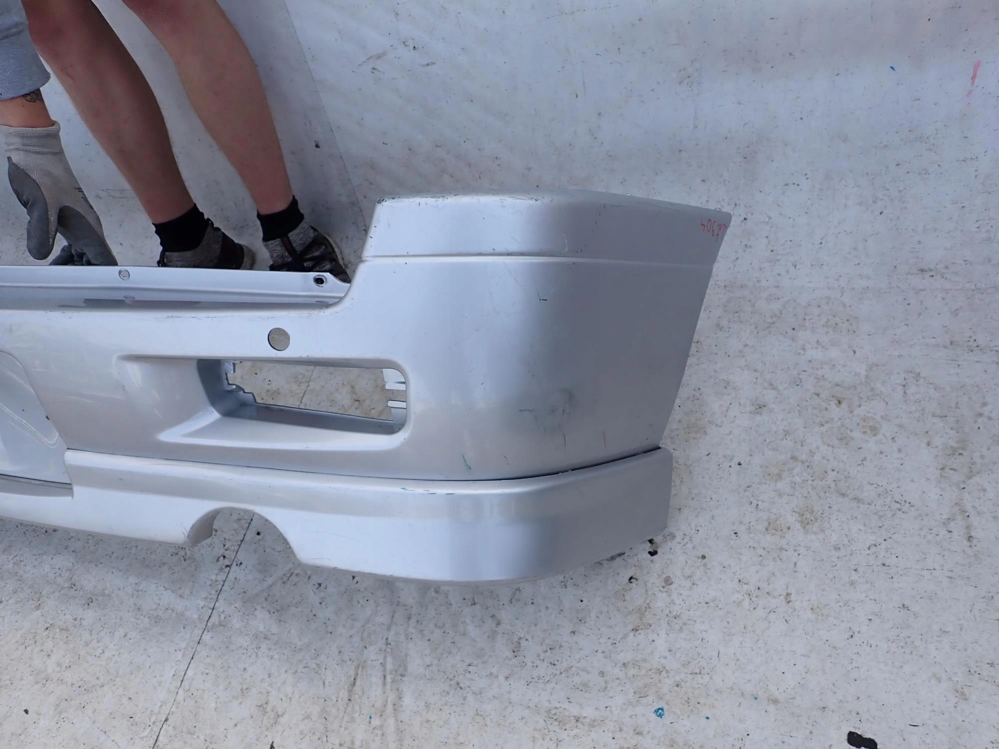 MITSUBISHI SPACE RUNNER II 2 99-03 bumper rear part rear PDC